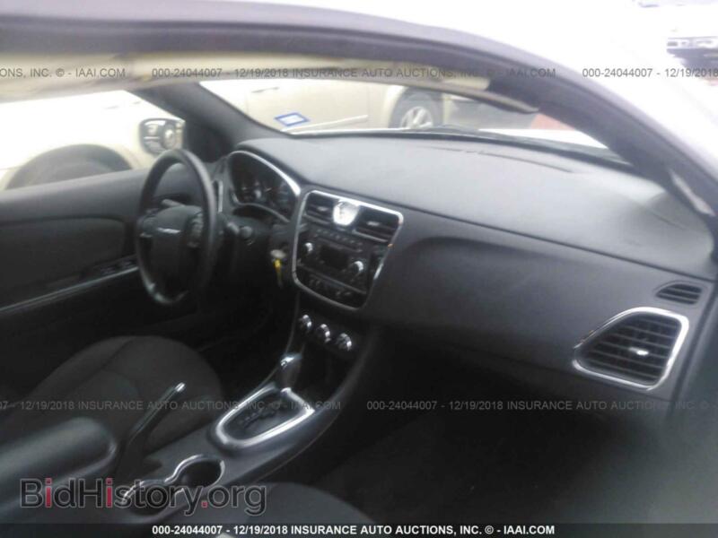2012 Chrysler 200 (VIN 1C3CCBAG1CN171945) — фото 5 из 10