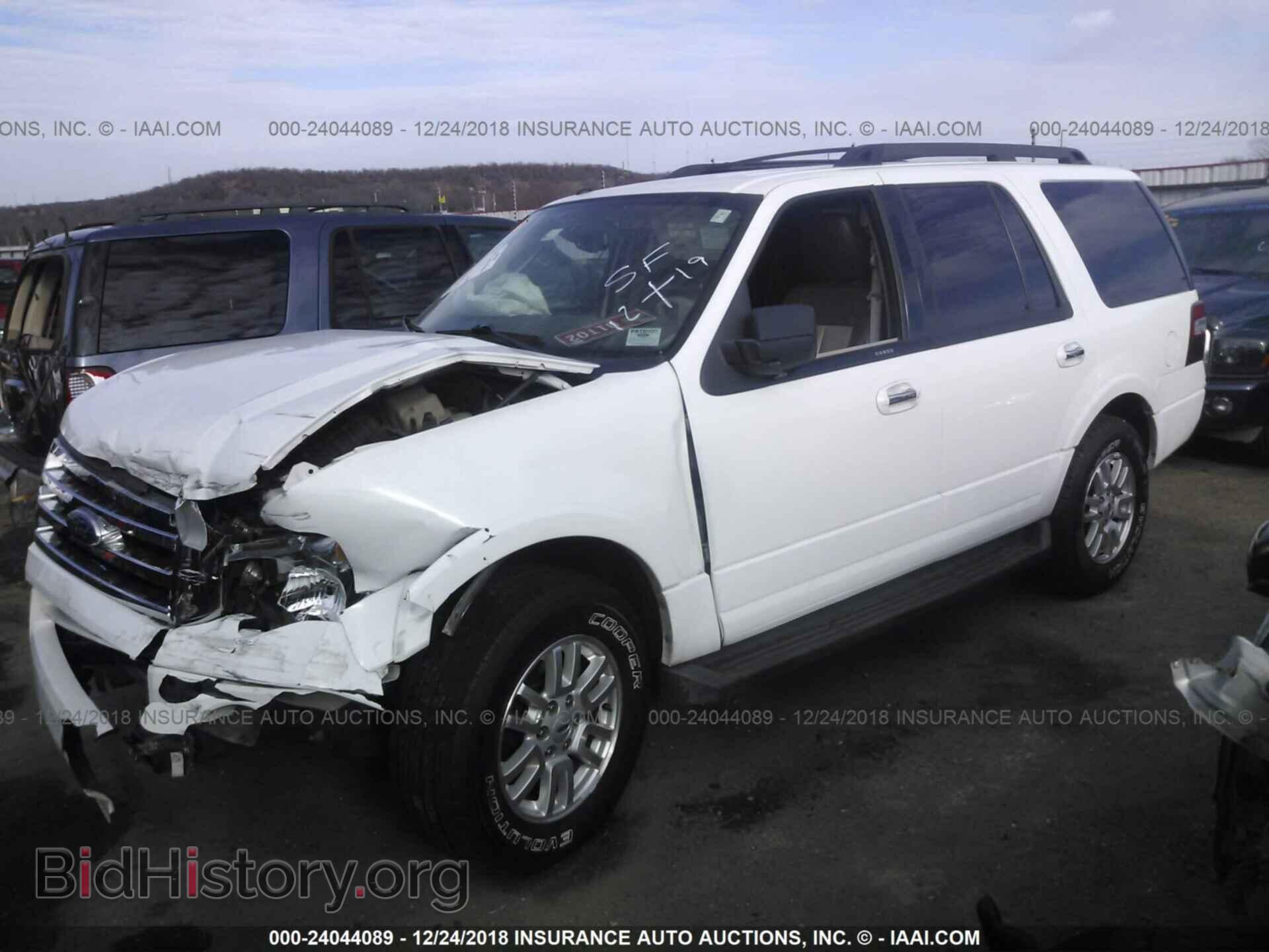 2011 FORD EXPEDITION - VIN: 1FMJU1H50BEF00188 - Фото 2