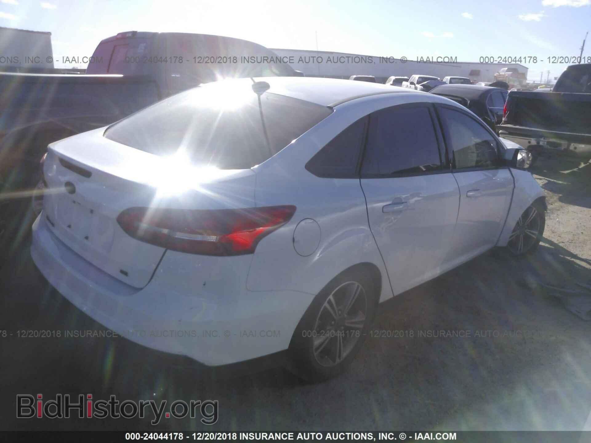 2017 FORD FOCUS - VIN: 1FADP3FE9HL295620 - Photo 4