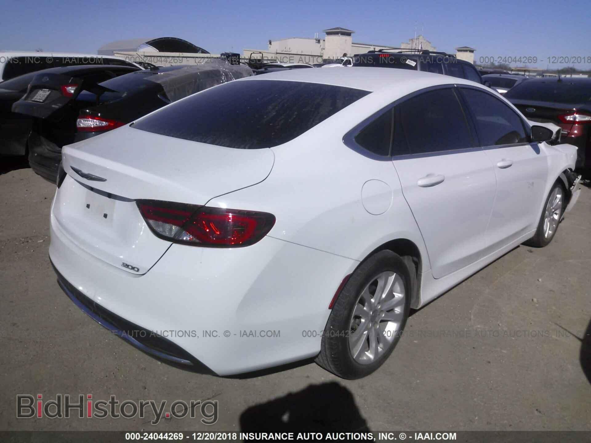 2016 CHRYSLER 200 - VIN: 1C3CCCAB3GN166245 - Фото 4