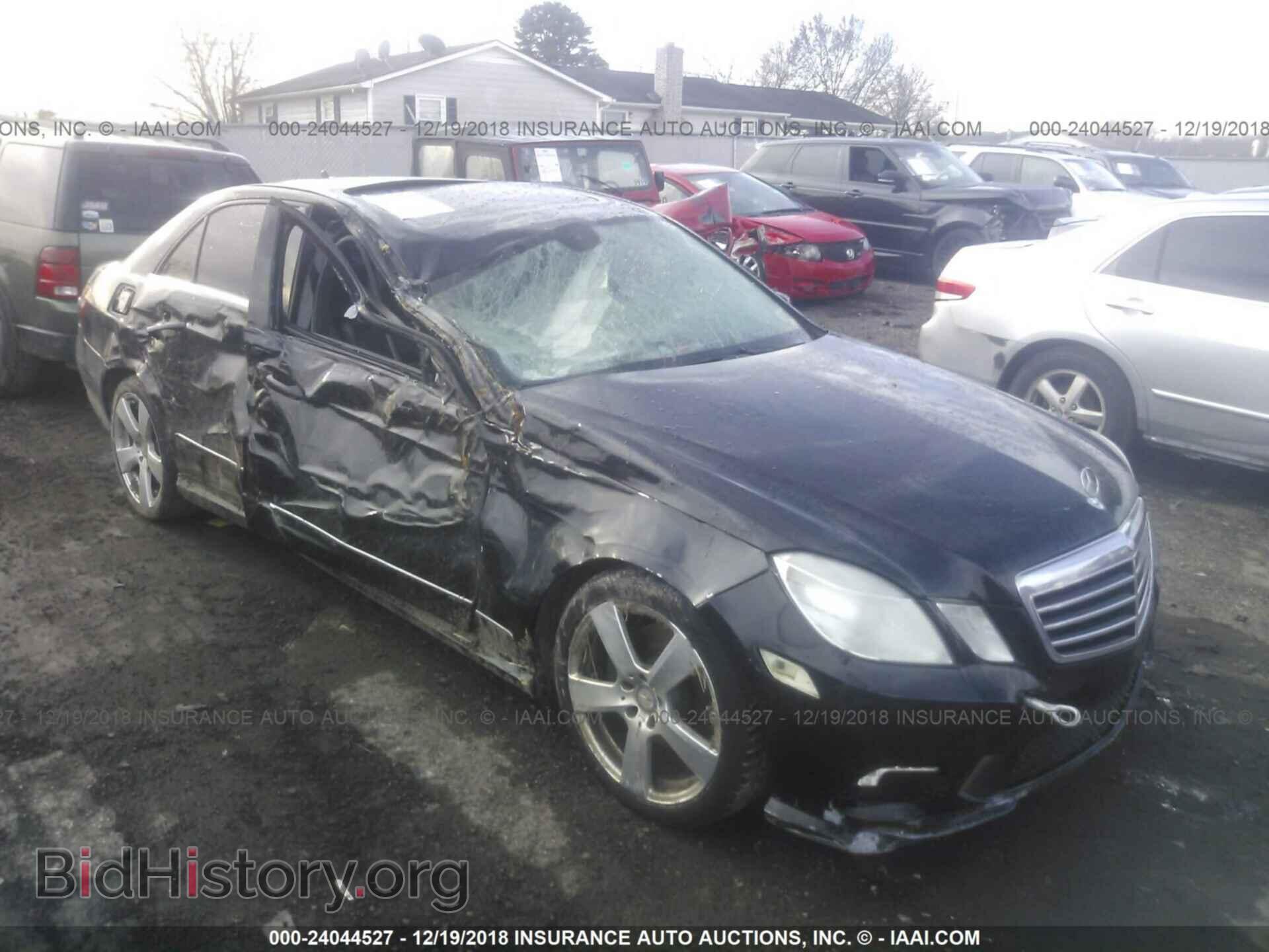 Photo WDDHF5GB7BA268181 - MERCEDES-BENZ E 2011