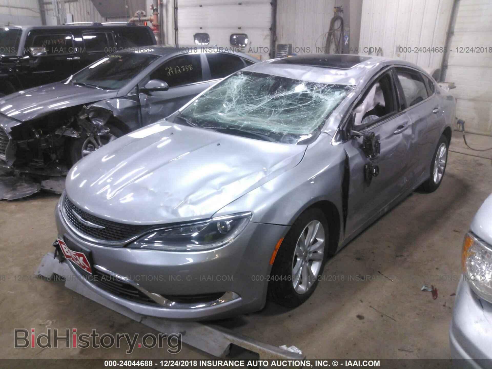 2015 CHRYSLER 200 - VIN: 1C3CCCAB9FN637152 - Photo 2