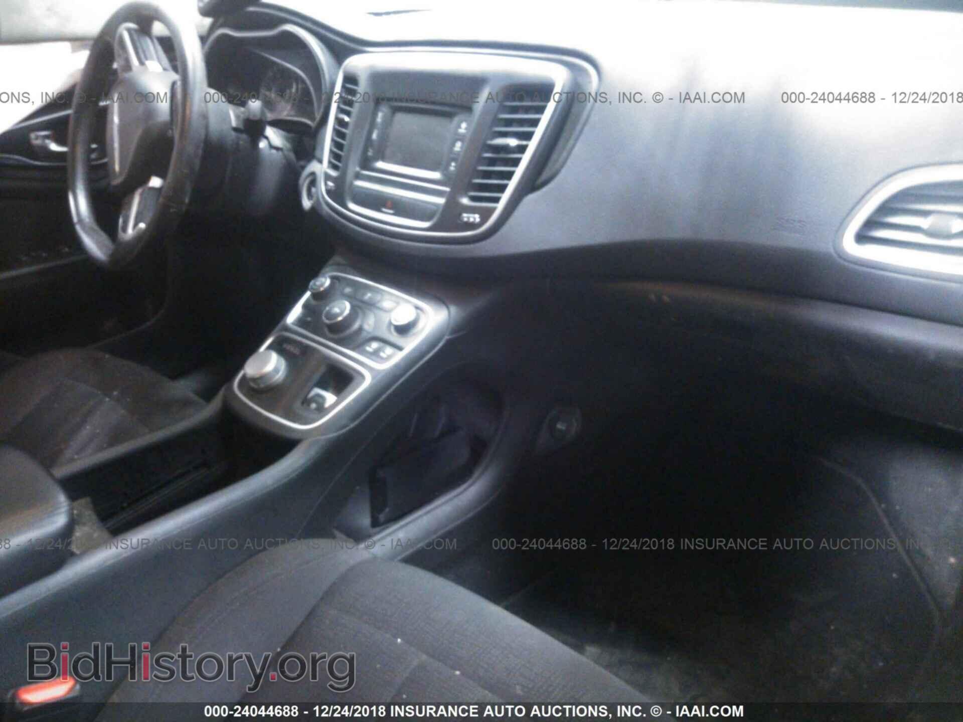 2015 CHRYSLER 200 - VIN: 1C3CCCAB9FN637152 - Photo 5