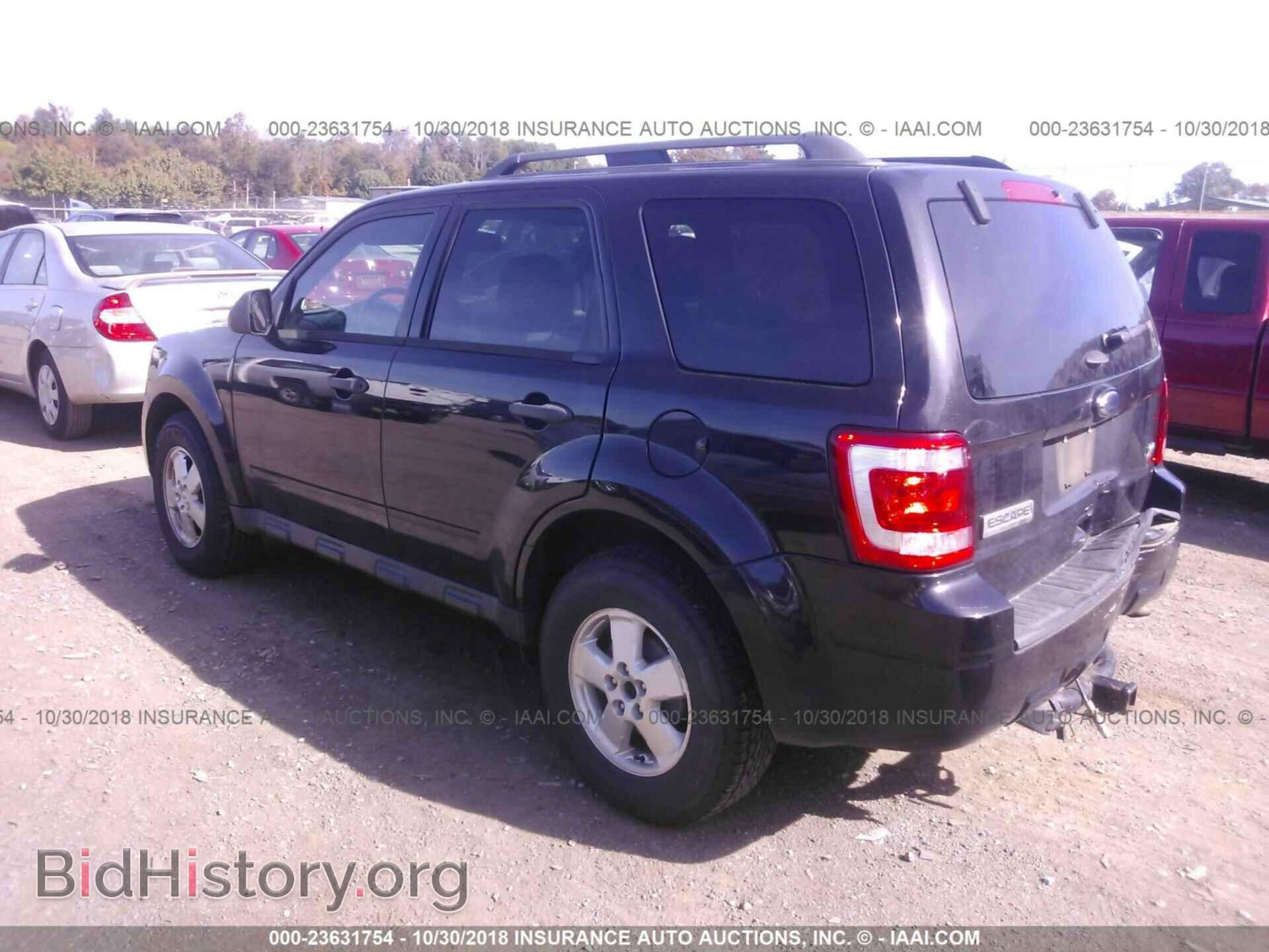 2011 FORD ESCAPE - VIN: 1FMCU9DG3BKB45453 - Photo 3