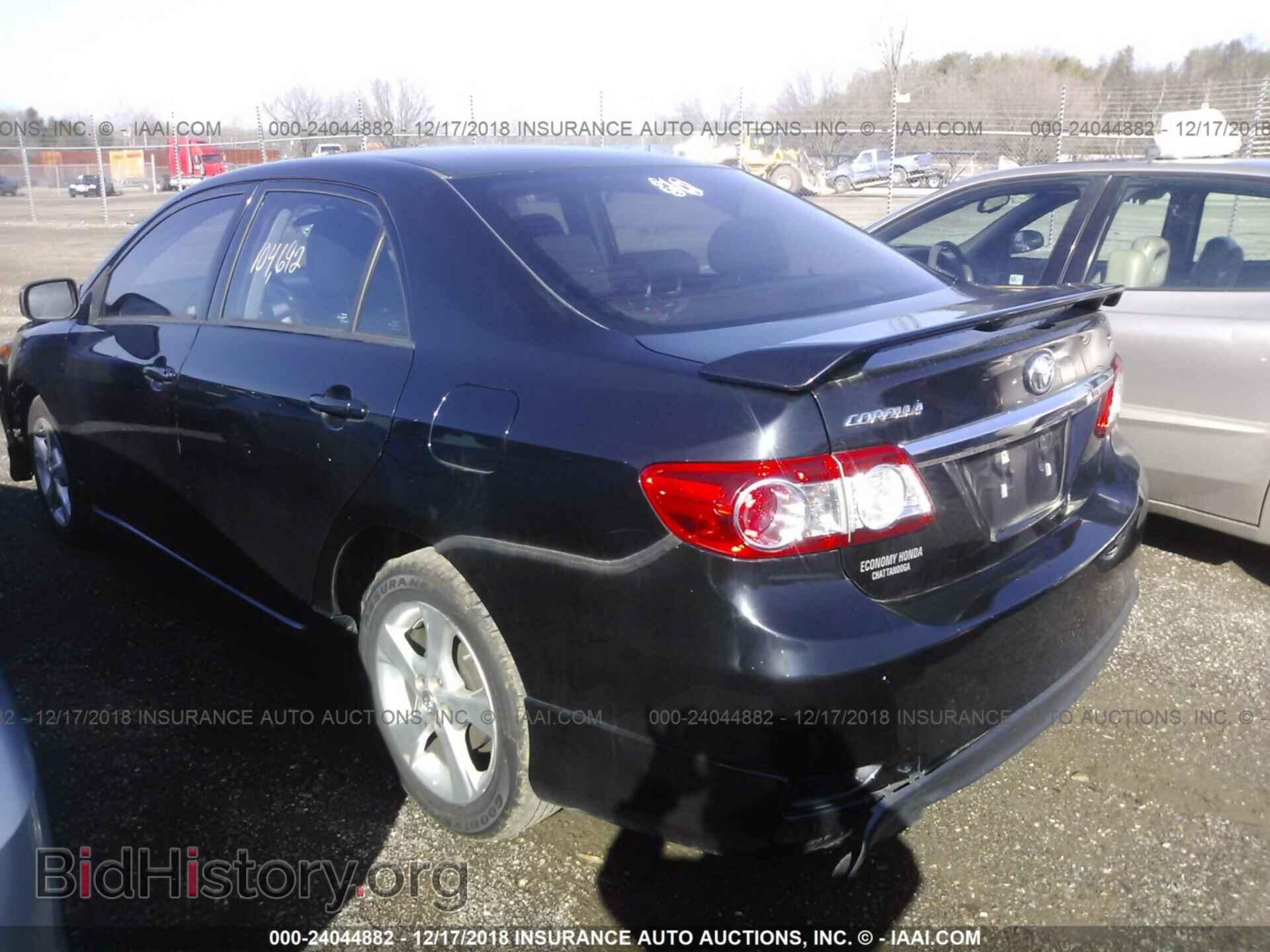 2011 Toyota Corolla - VIN: 2T1BU4EEXBC730483 - Photo 3