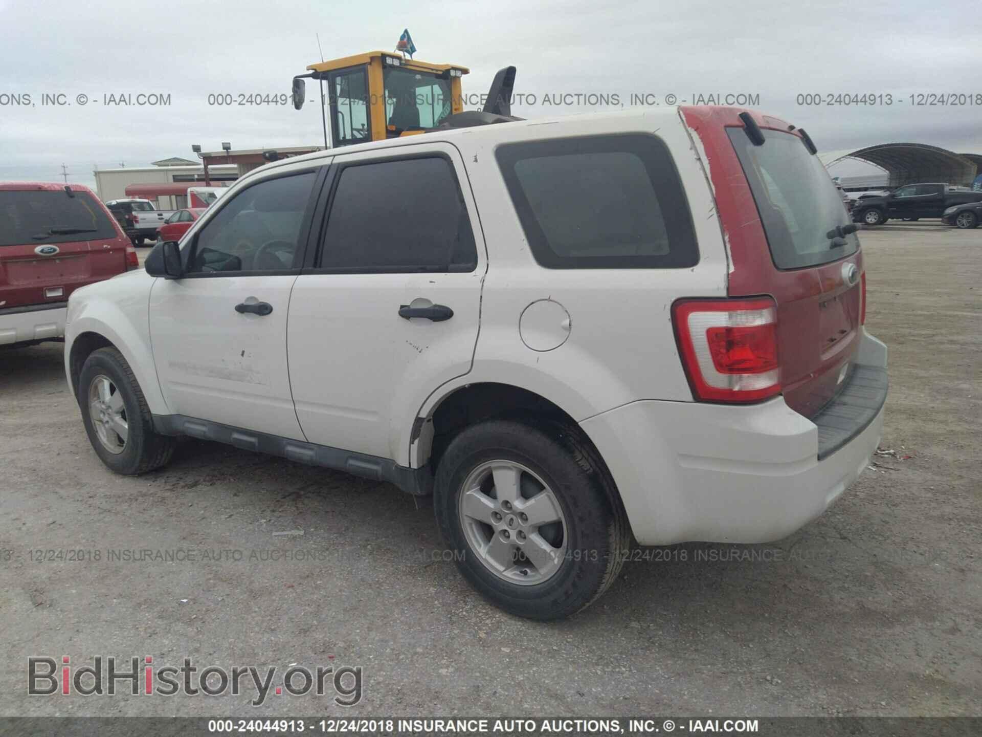2012 Ford Escape - VIN: 1FMCU0C78CKA10001 - Photo 3