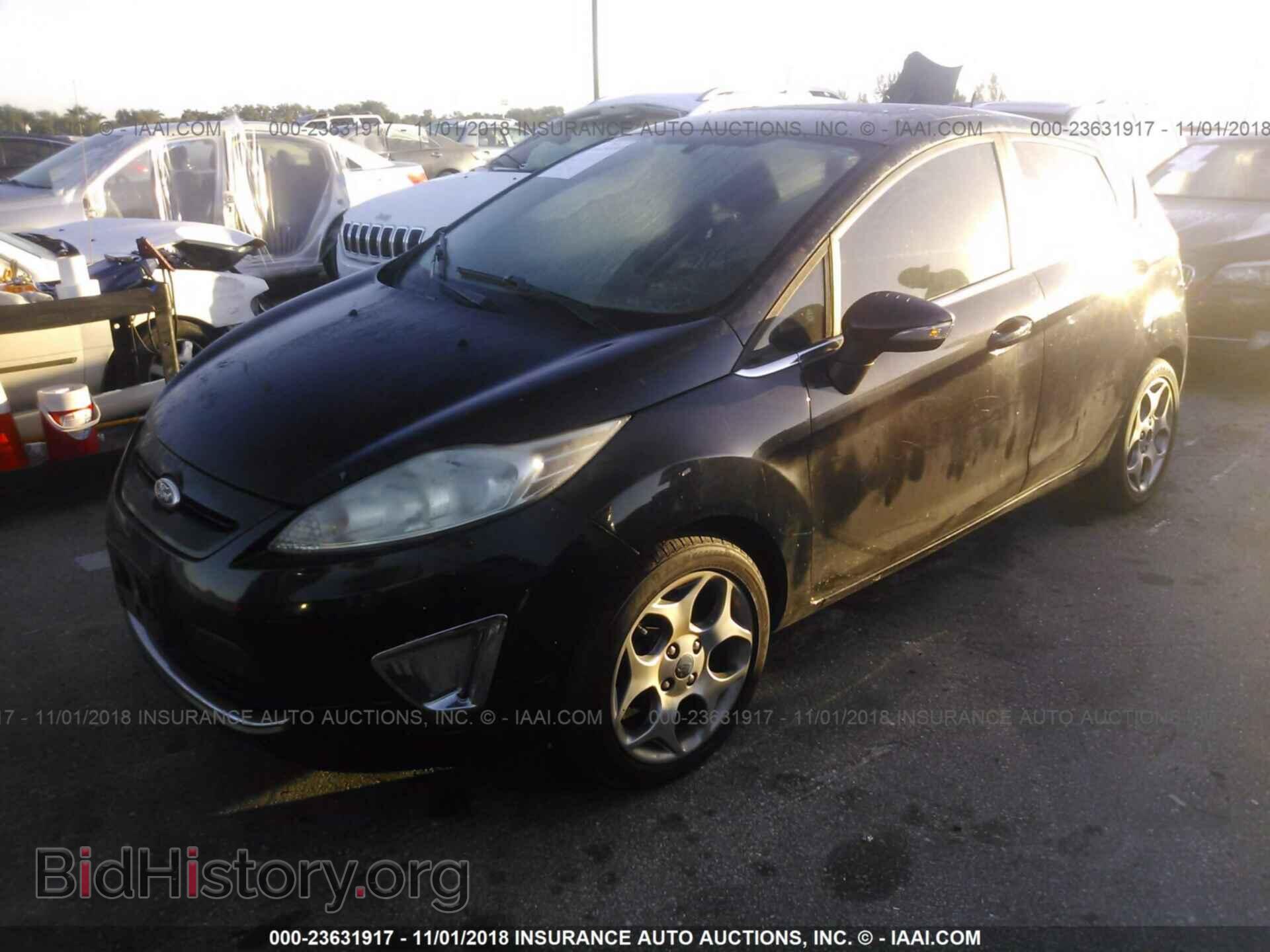 2011 FORD FIESTA - VIN: 3FADP4FJ4BM179010 - Фото 2