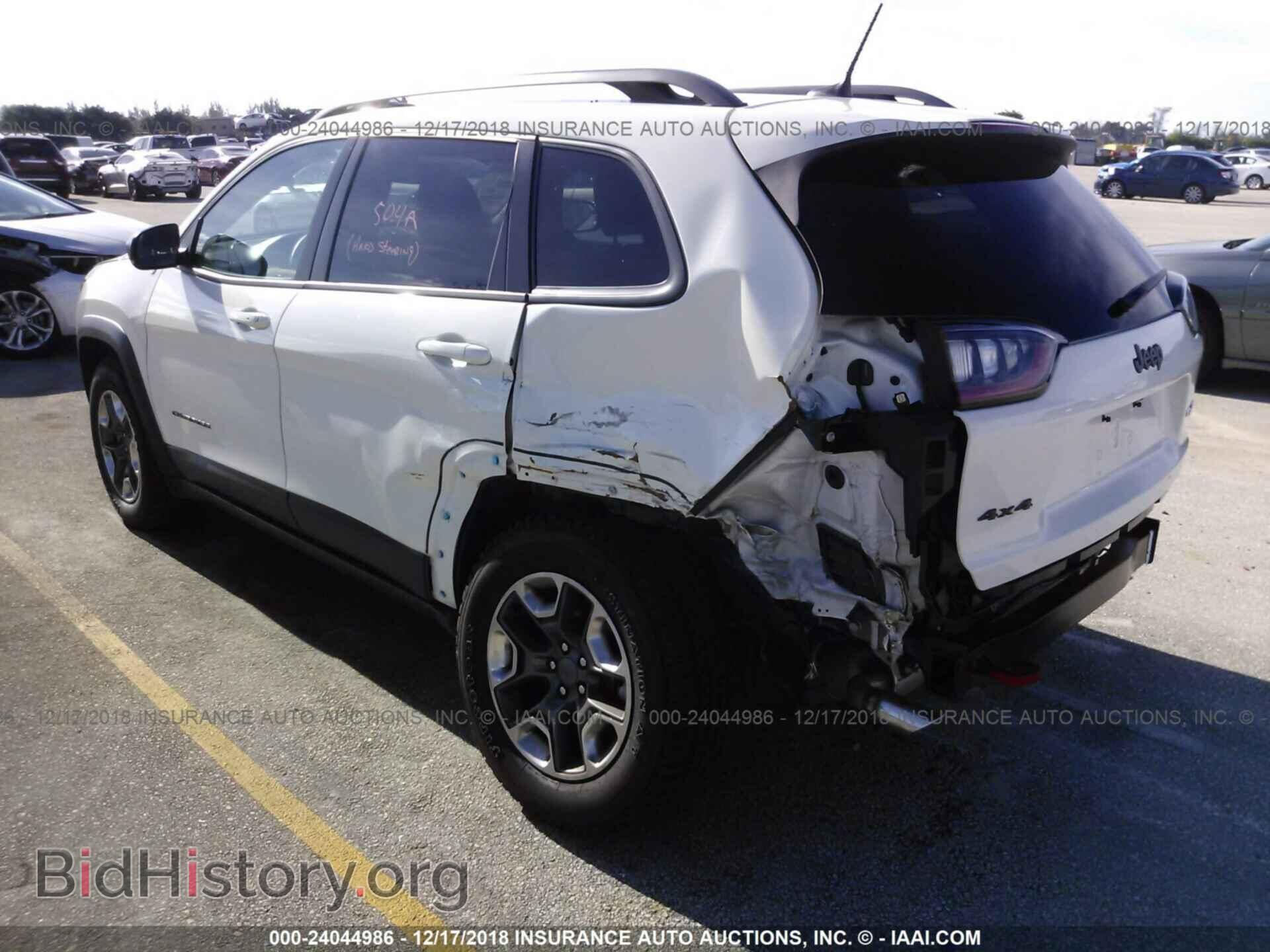 2019 Jeep Cherokee - VIN: 1C4PJMBX6KD153717 - Фото 3