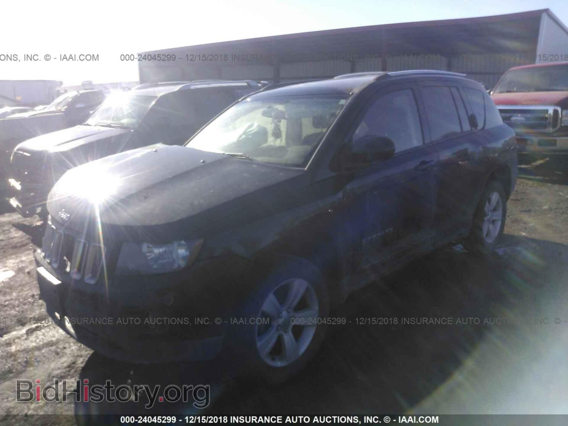 2015 JEEP COMPASS - VIN: 1C4NJDEB3FD169449 - Photo 2