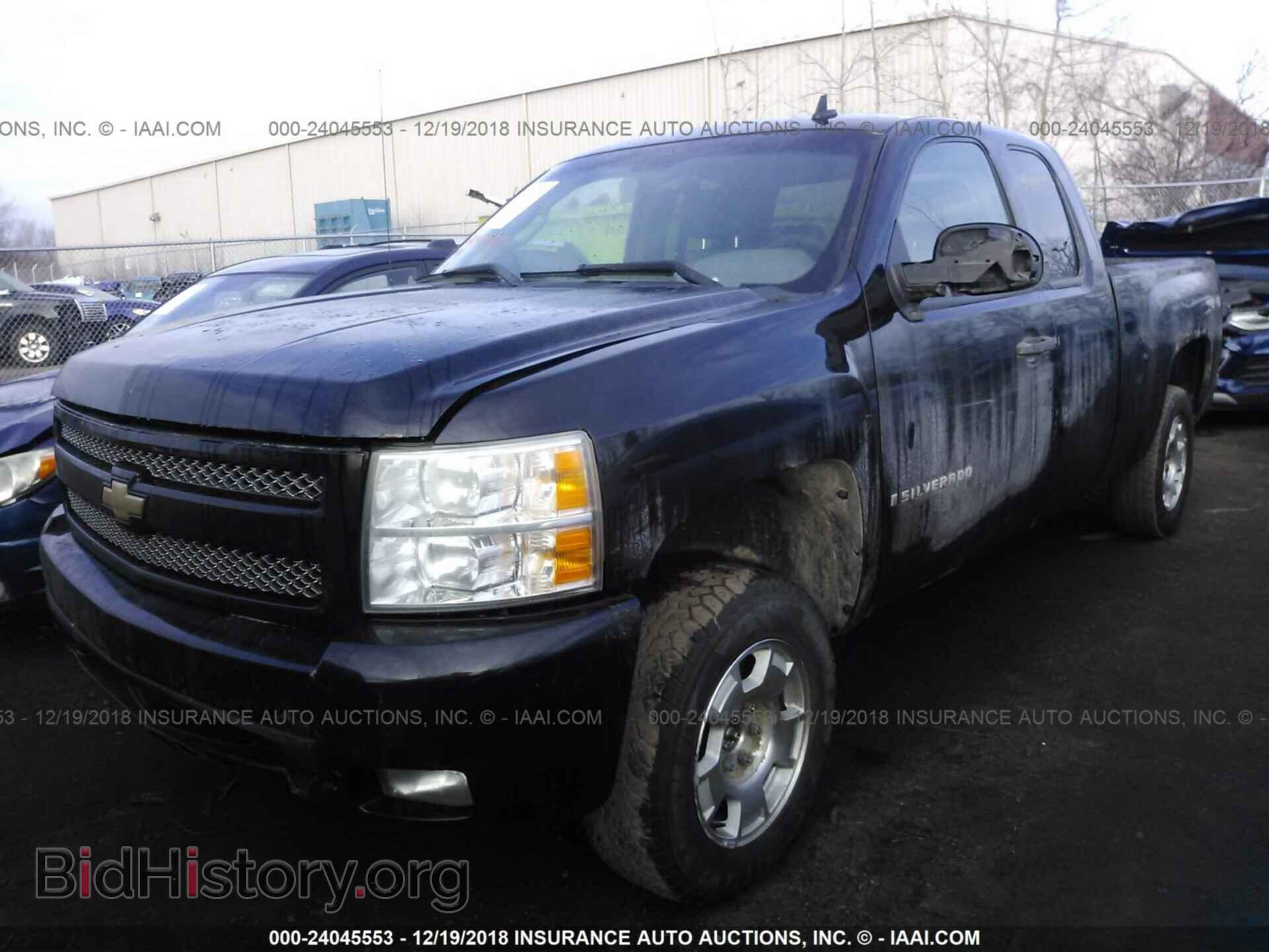 2008 CHEVROLET SILVERADO - VIN: 2GCEK190881194060 - Фото 2