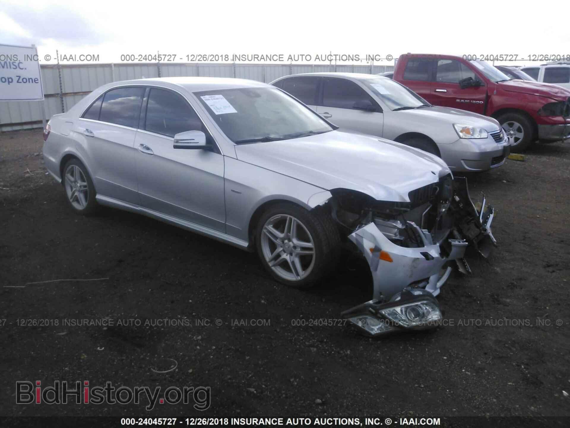 Photo WDDHF5KB0CA648570 - MERCEDES-BENZ E 2012