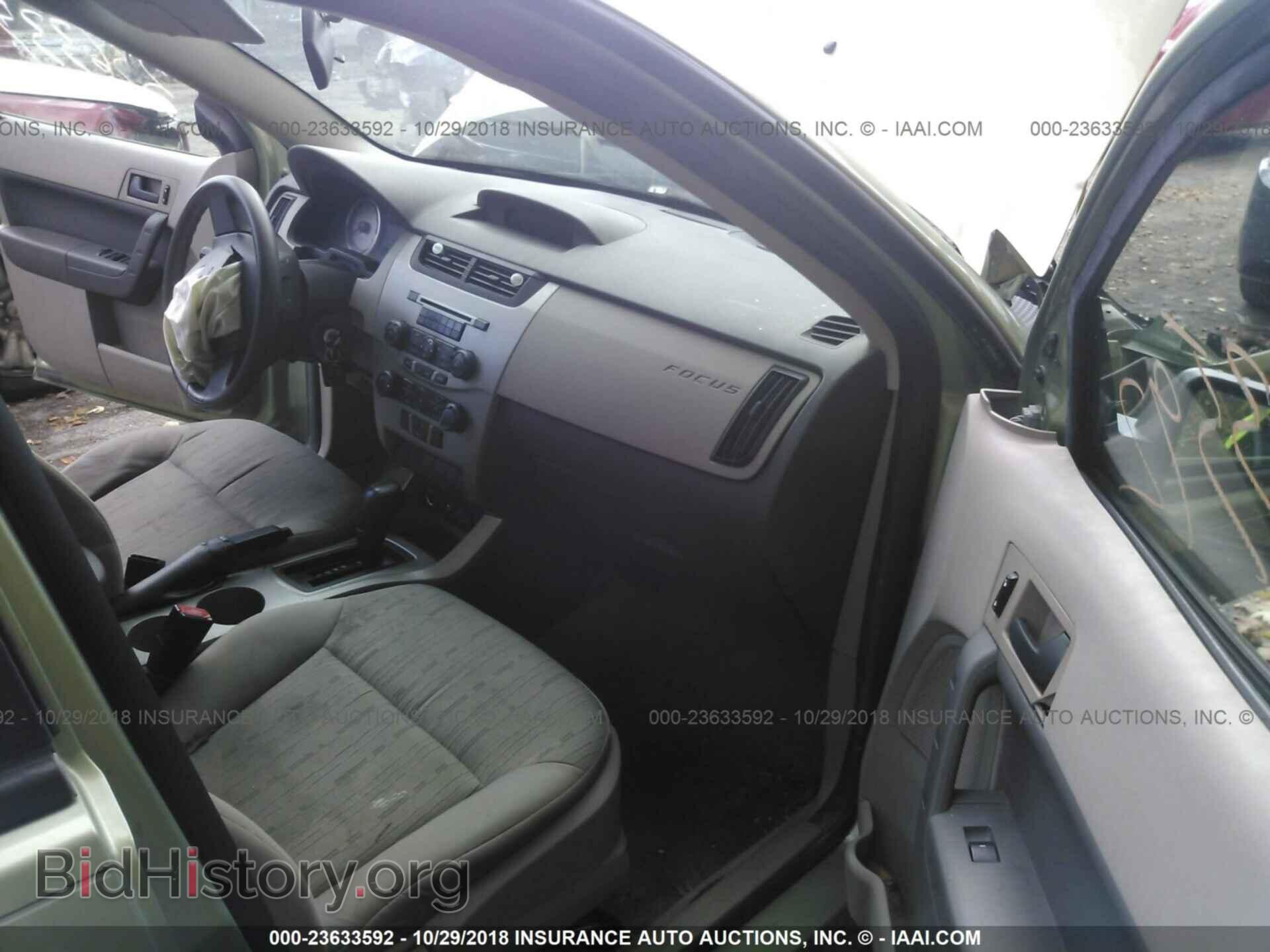 2008 FORD FOCUS - VIN: 1FAHP35N08W159636 - Photo 5