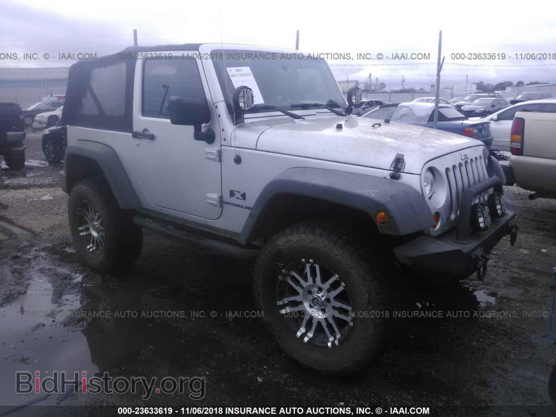Photo 1J4FA24199L711692 - JEEP WRANGLER 2009