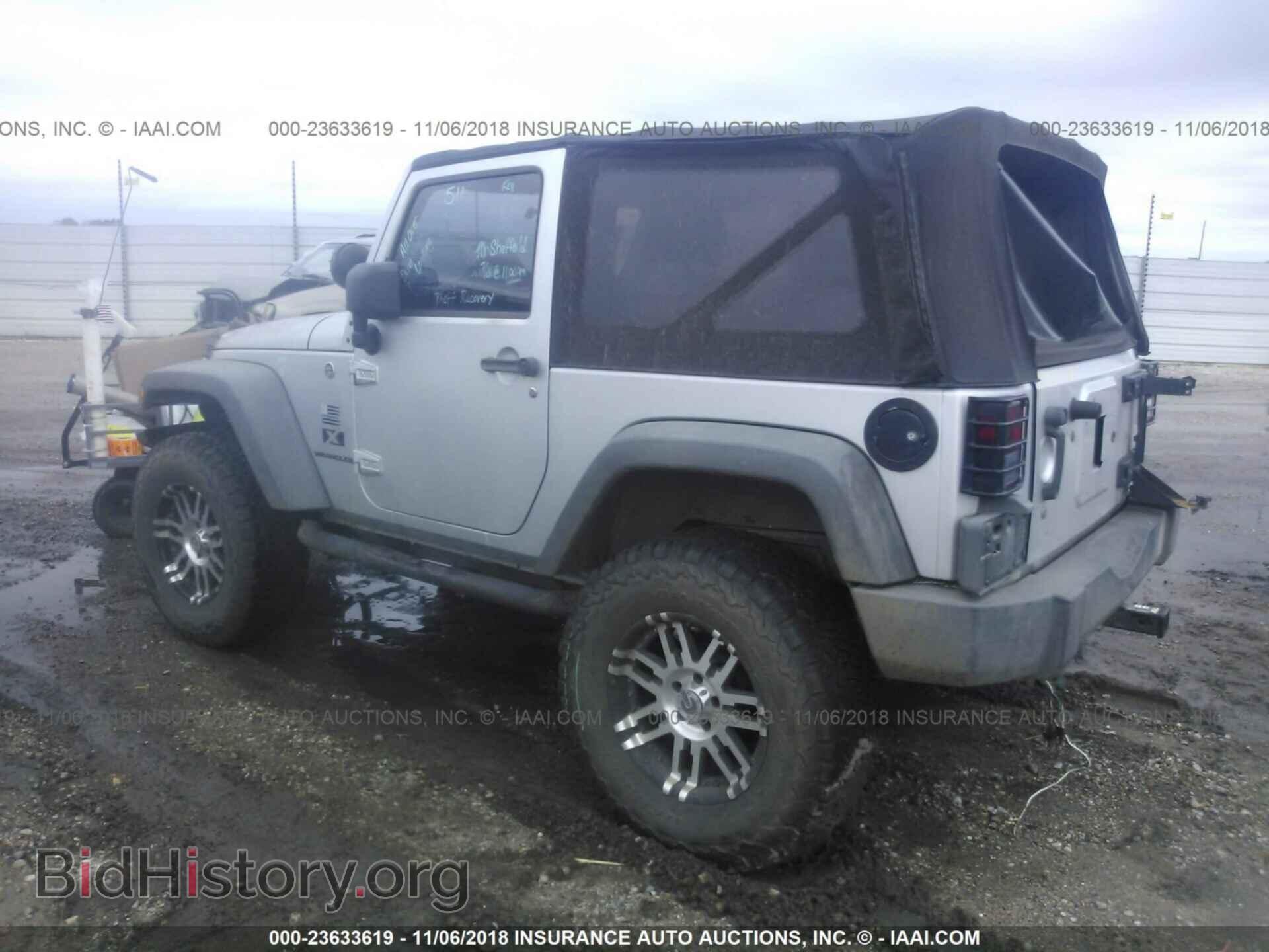 2009 JEEP WRANGLER - VIN: 1J4FA24199L711692 - Фото 3