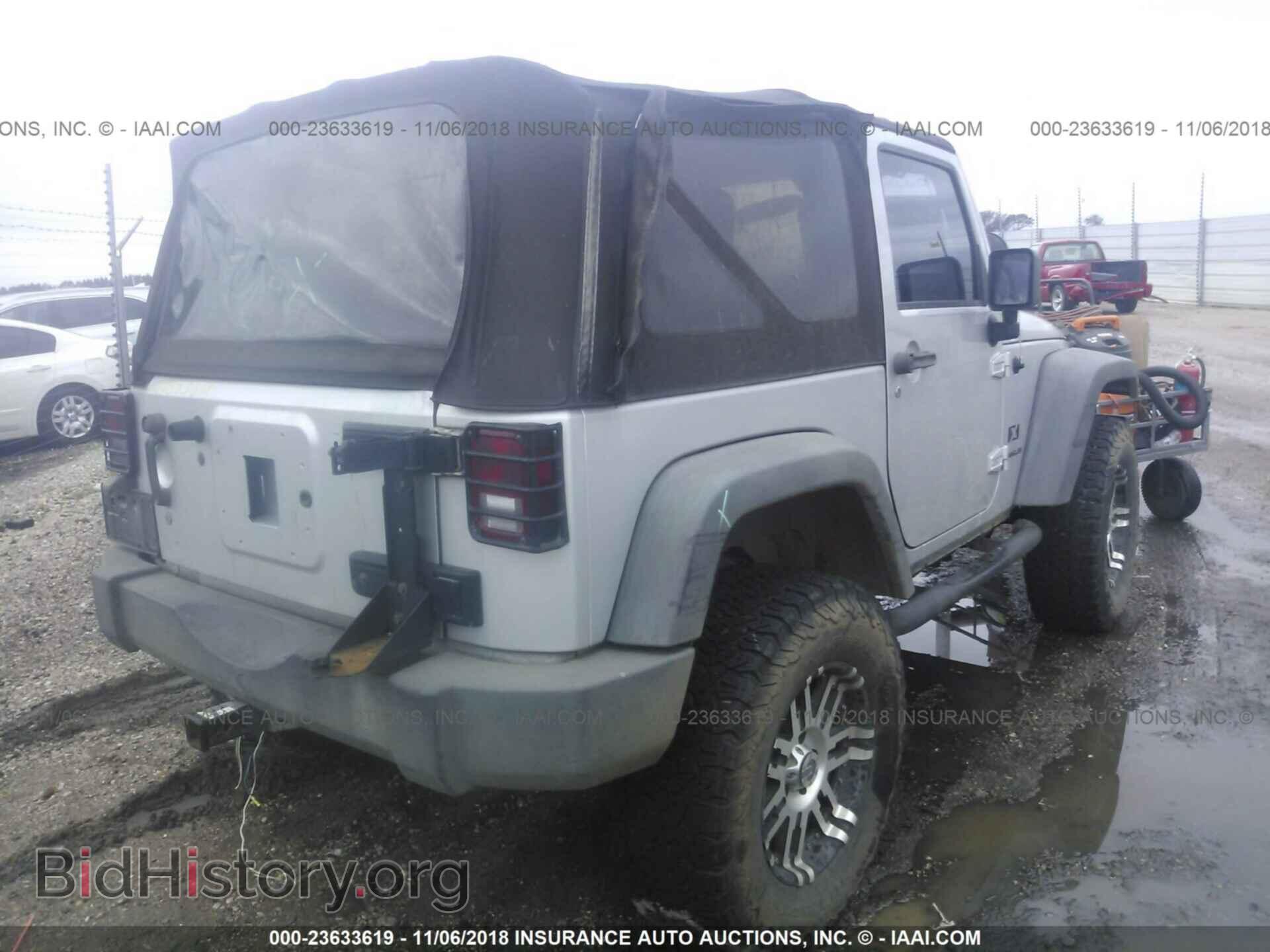 2009 JEEP WRANGLER - VIN: 1J4FA24199L711692 - Фото 4