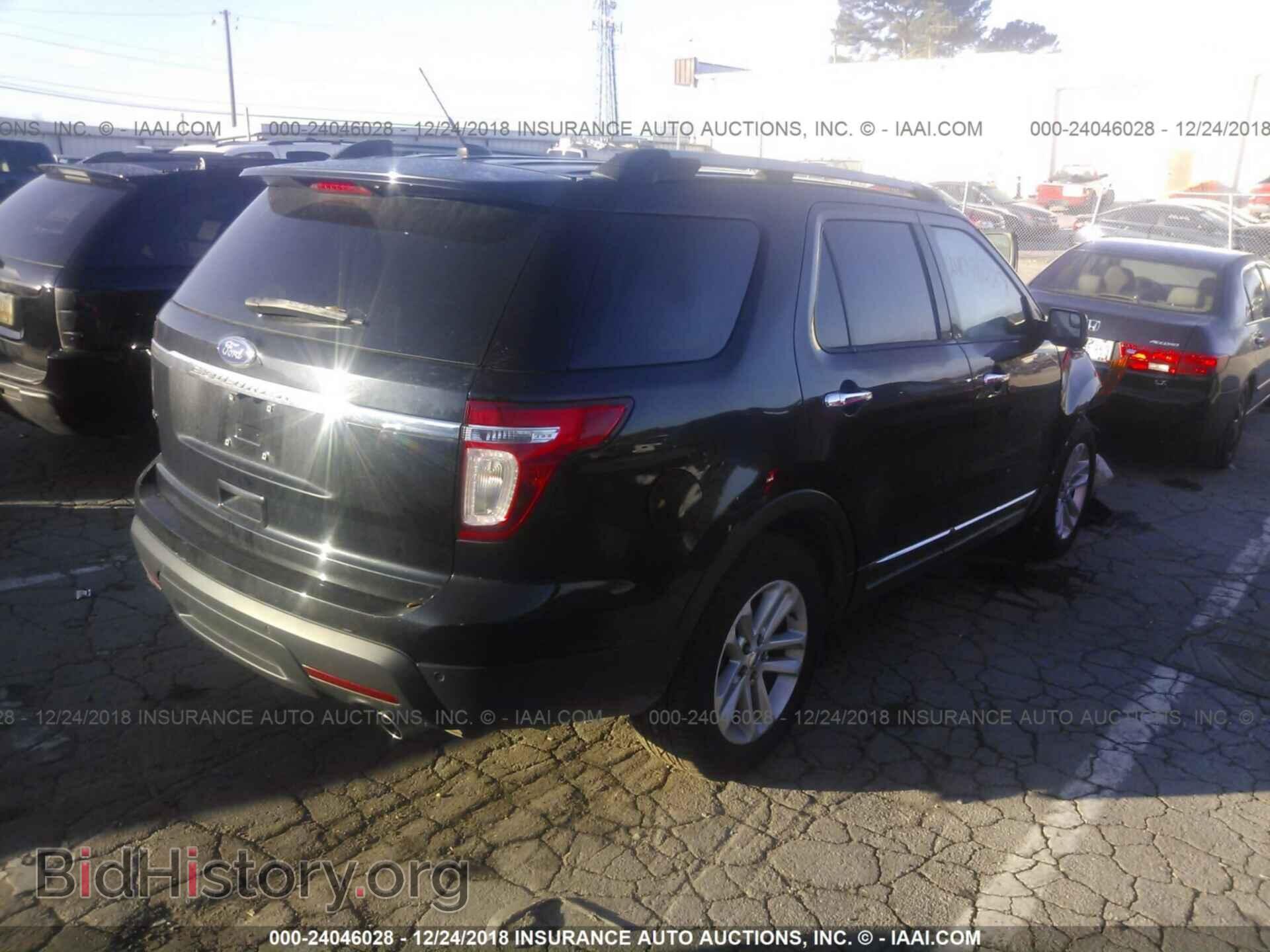 2011 FORD EXPLORER - VIN: 1FMHK7D88BGA33811 - Фото 4