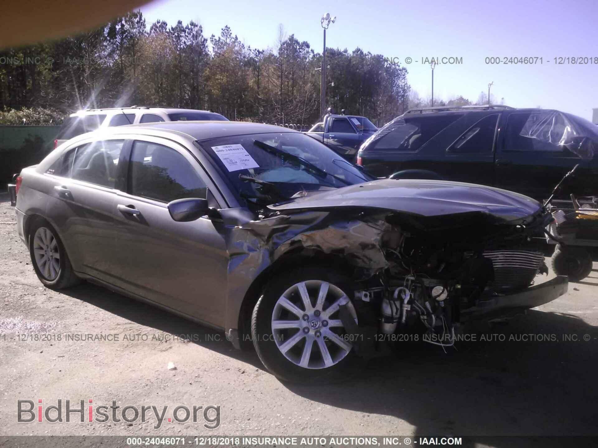 Фотография 1C3CCBBG5CN255510 - CHRYSLER 200 2012