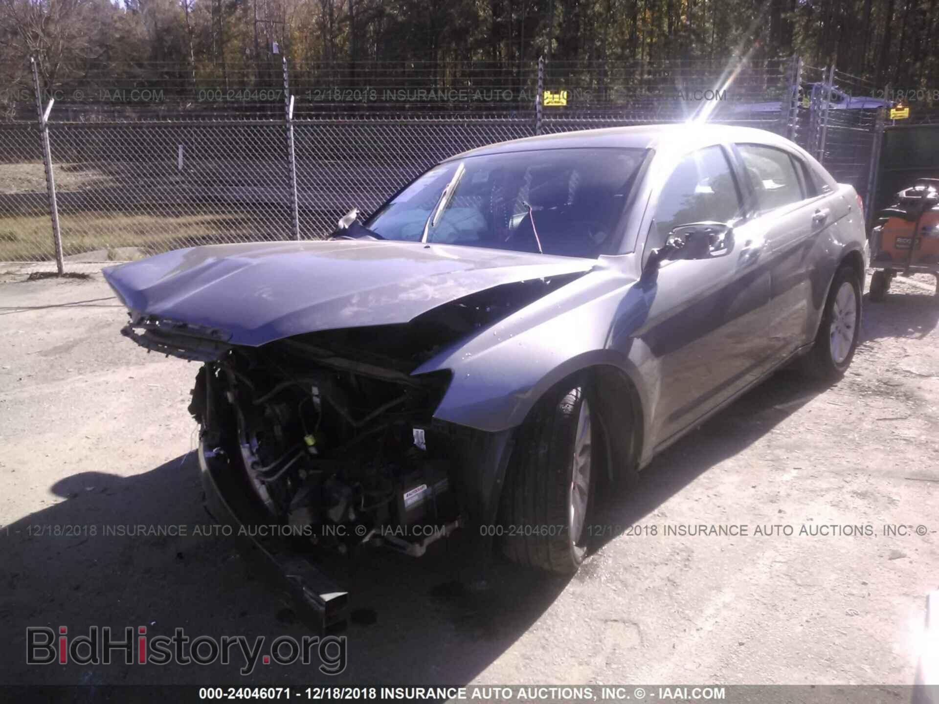 2012 CHRYSLER 200 - VIN: 1C3CCBBG5CN255510 - Фото 2