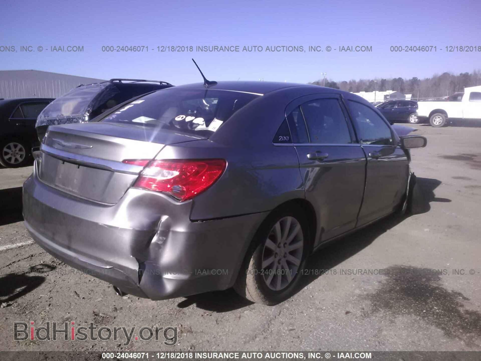 2012 CHRYSLER 200 - VIN: 1C3CCBBG5CN255510 - Фото 4