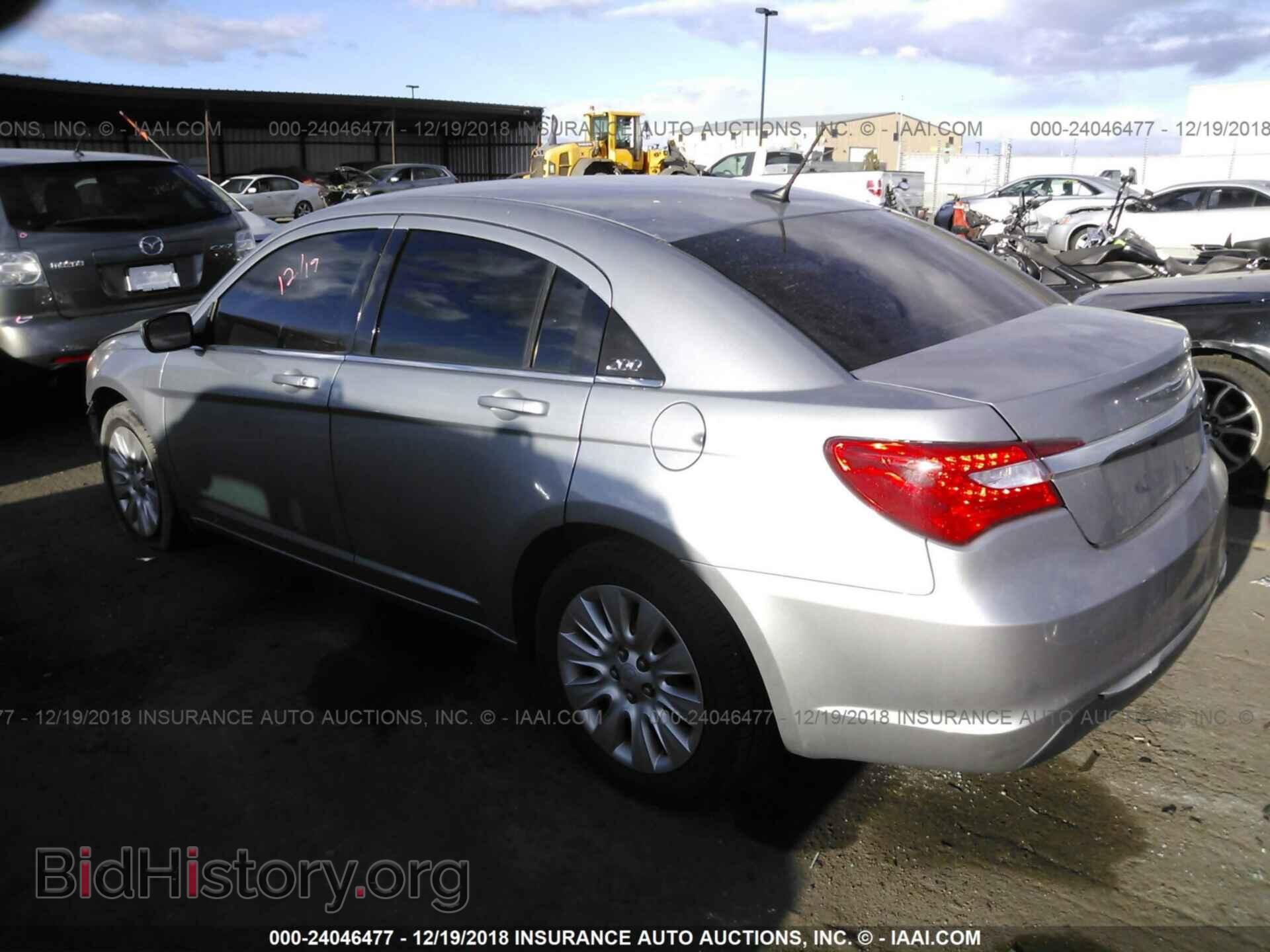 2014 CHRYSLER 200 - VIN: 1C3CCBAB9EN209123 - Photo 3