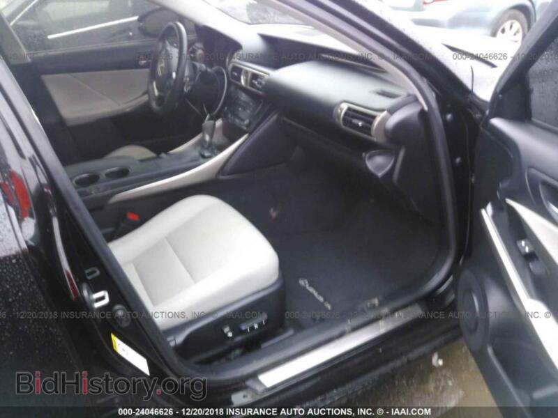 2014 Lexus IS (VIN JTHBF1D2XE5016630) — фото 5 из 10