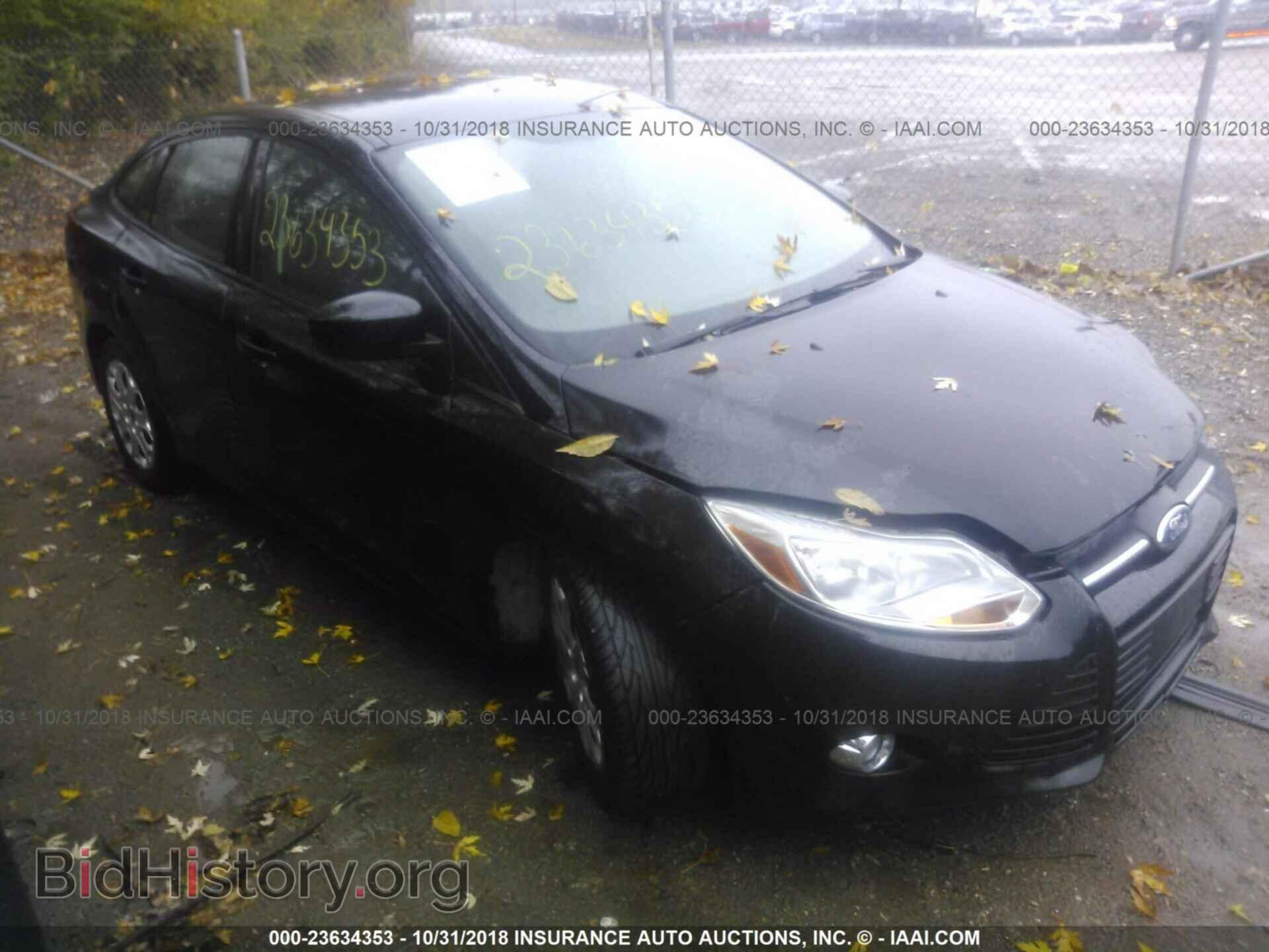 Photo 1FAHP3F24CL300285 - FORD FOCUS 2012