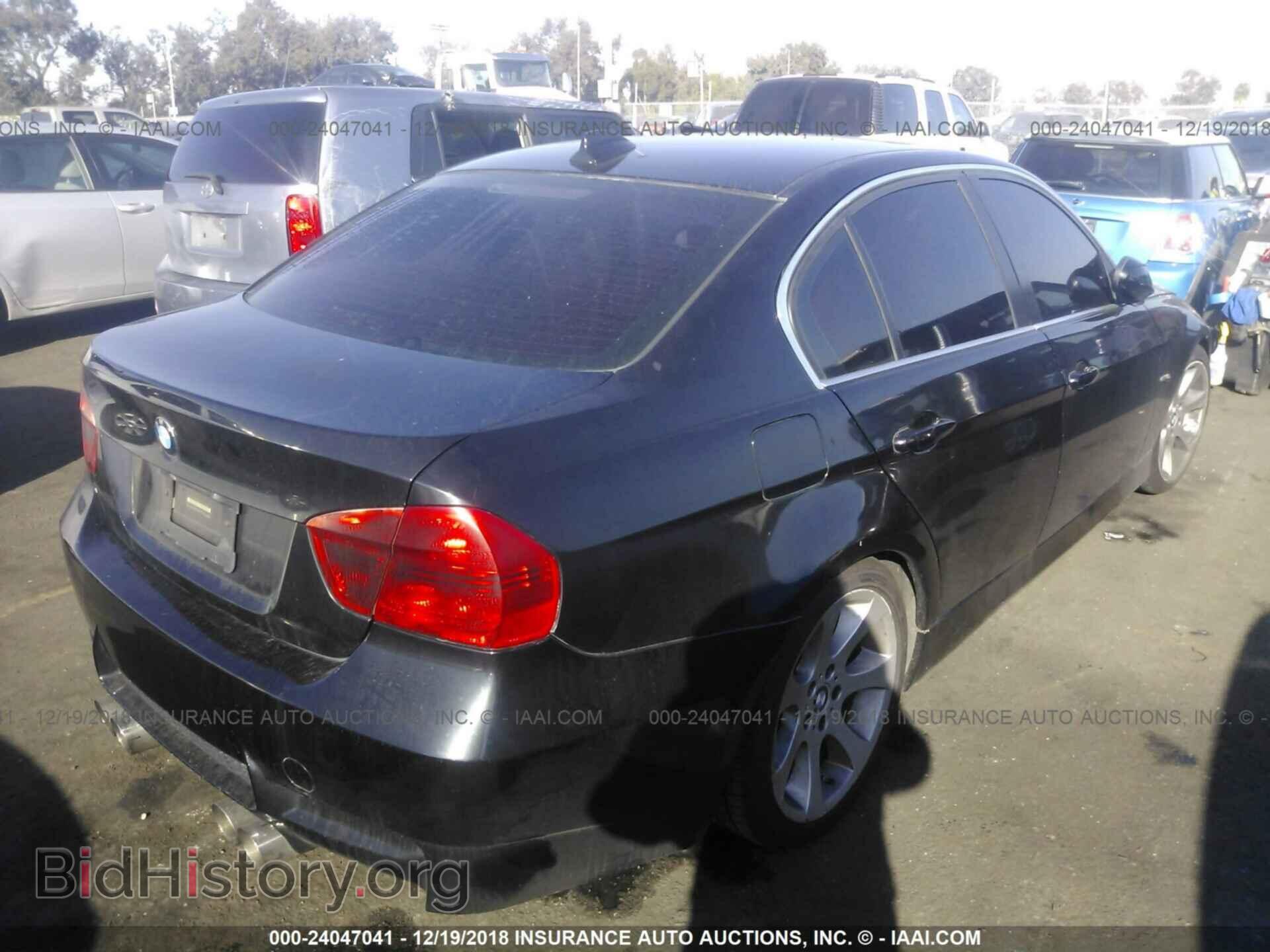 2008 BMW 335 - VIN: WBAVB73598VH25529 - Фото 4