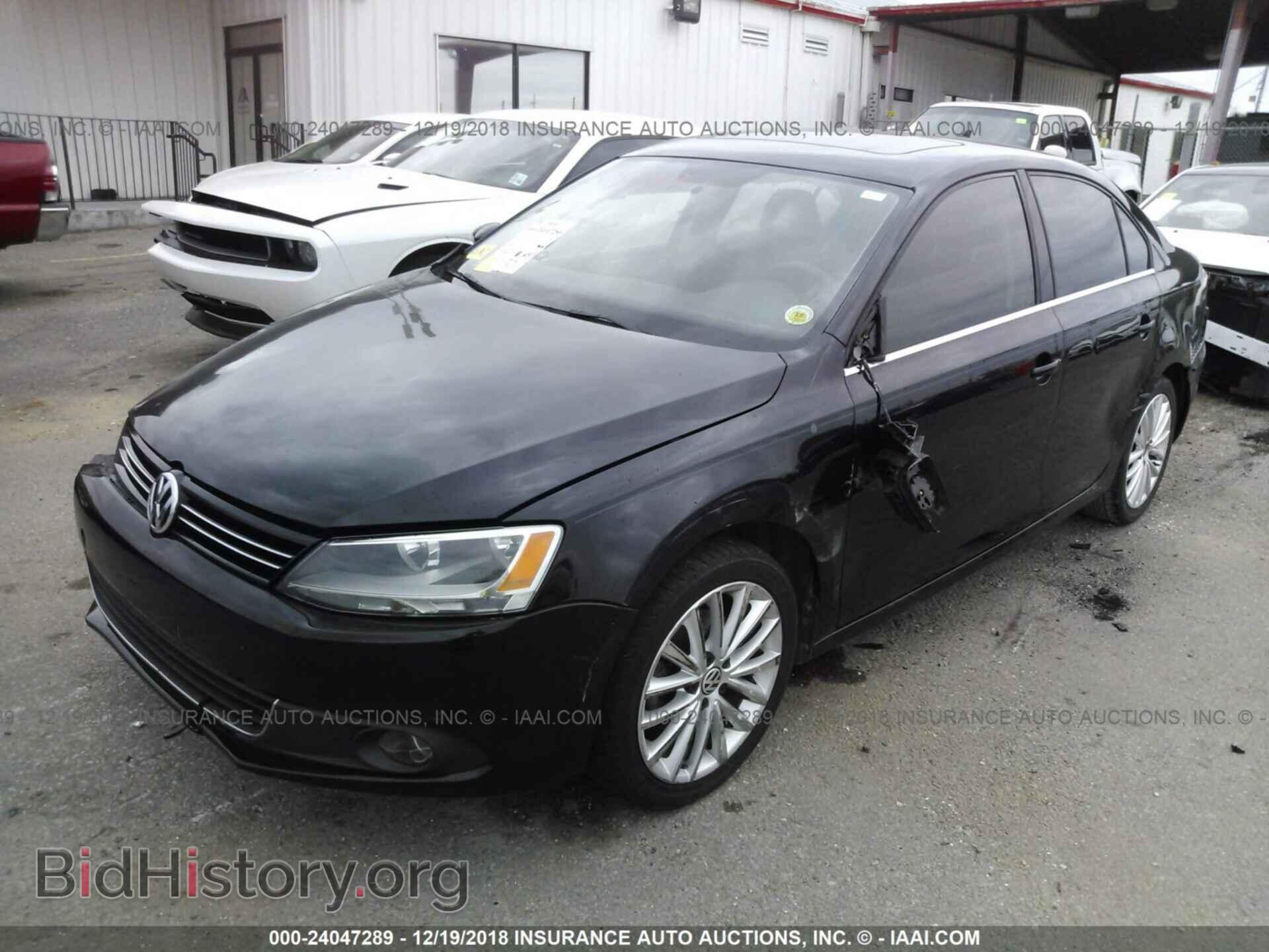 2012 VOLKSWAGEN JETTA - VIN: 3VWLX7AJ1CM301593 - Photo 2
