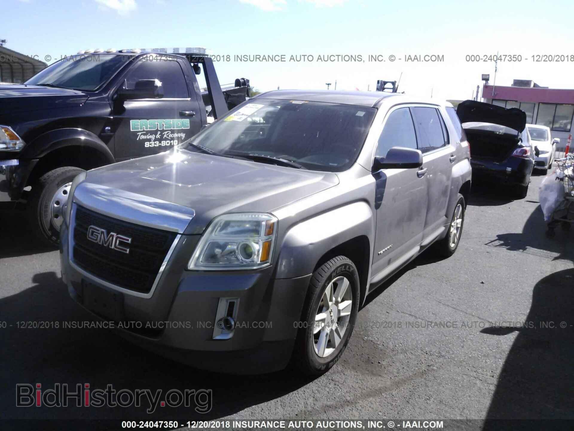 2011 GMC TERRAIN - VIN: 2CTALMECXB6460531 - Photo 2