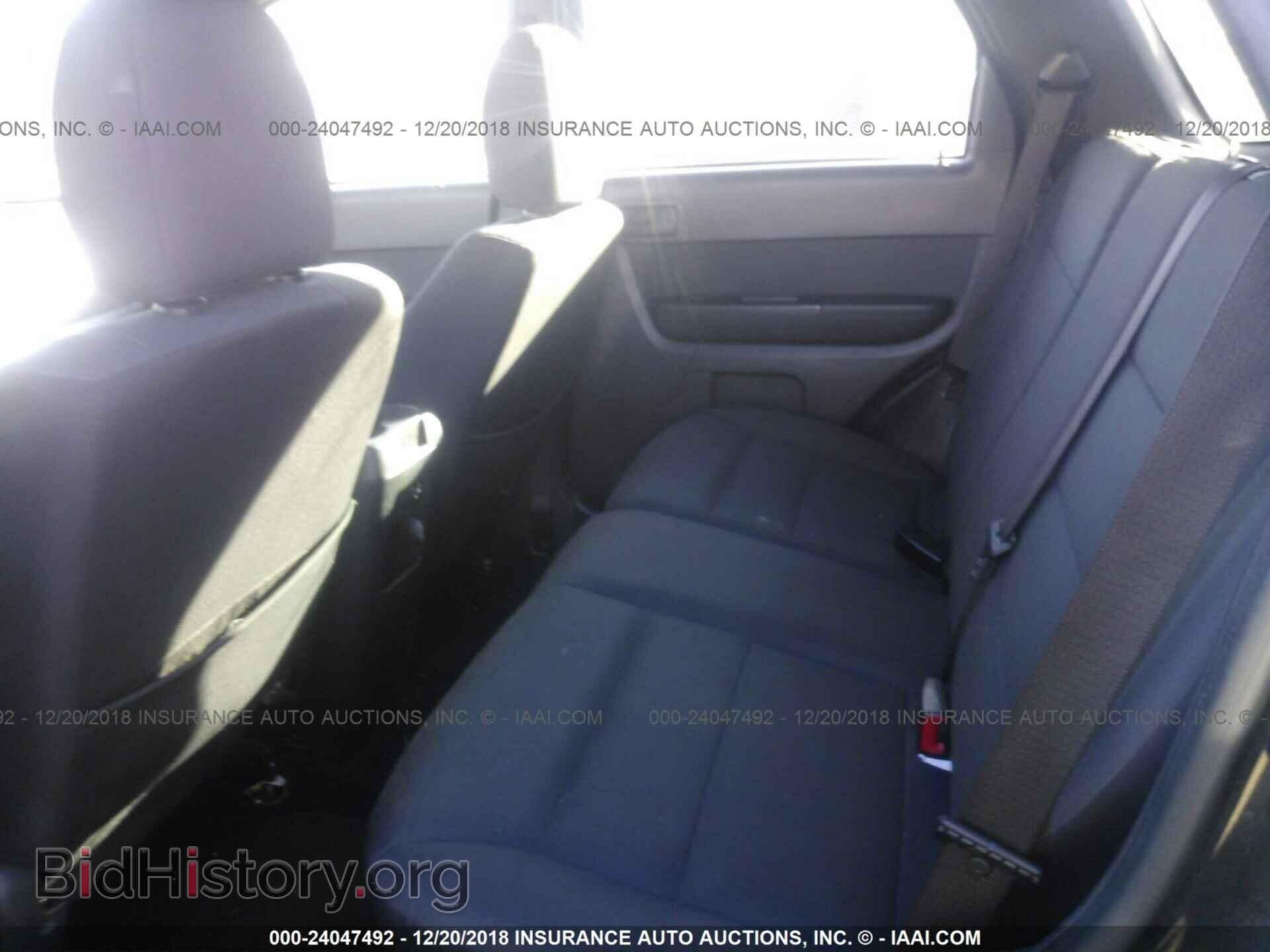 2011 FORD ESCAPE - VIN: 1FMCU9D70BKC25079 - Фото 8