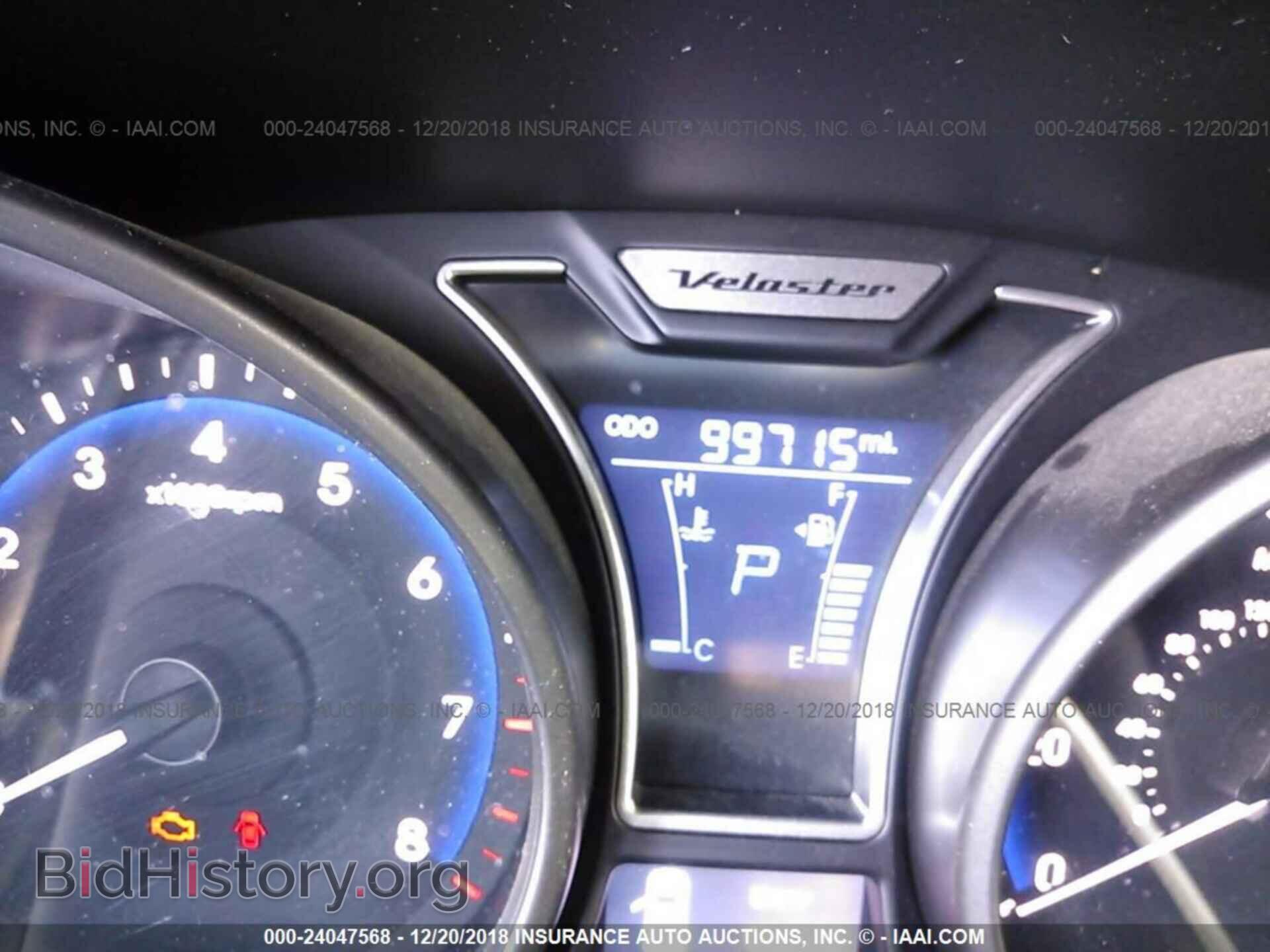 2014 Hyundai Veloster - VIN: KMHTC6AE3EU209357 - Фото 7