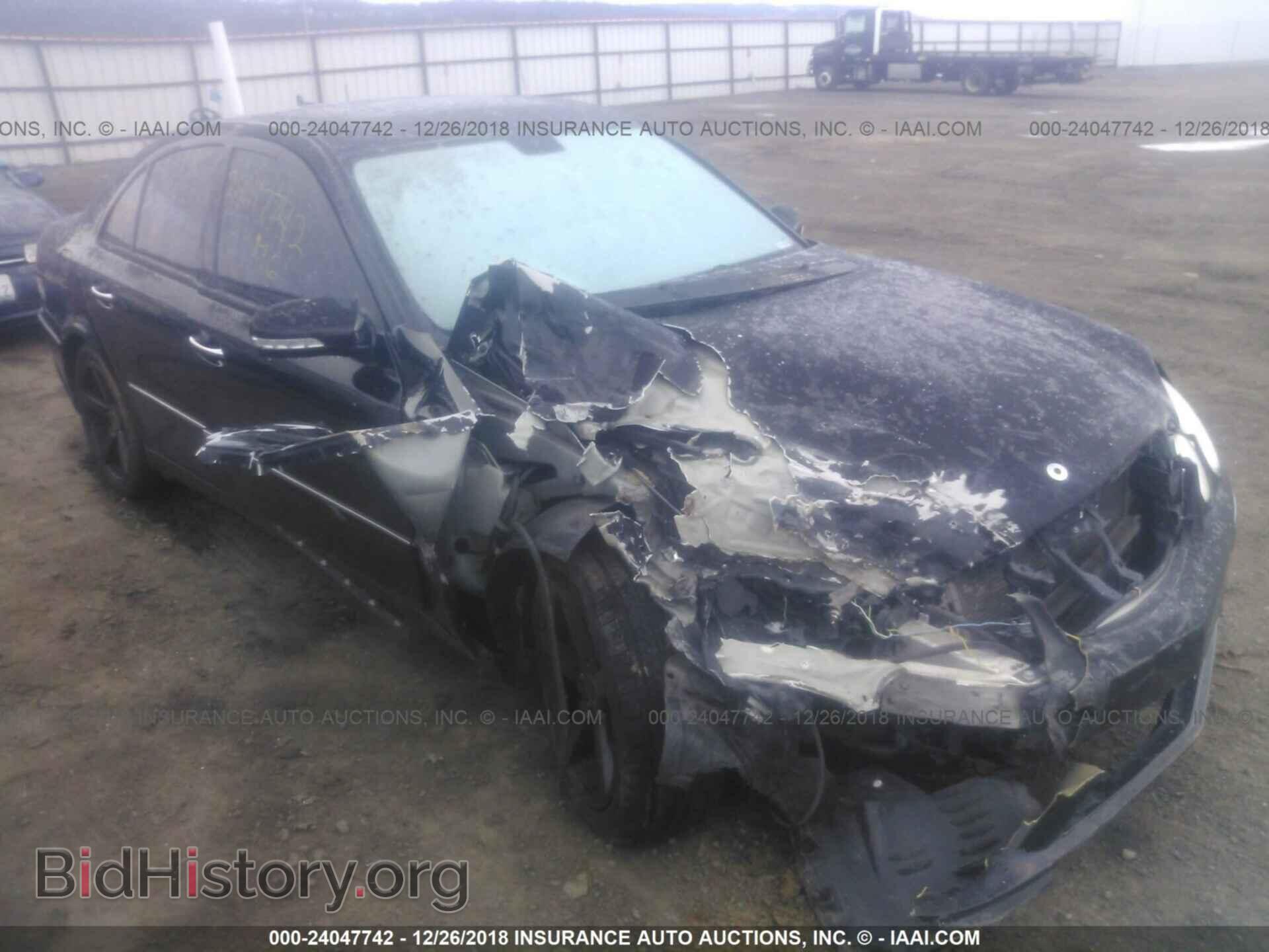 Photo WDBUF87XX9B391322 - MERCEDES-BENZ E 2009