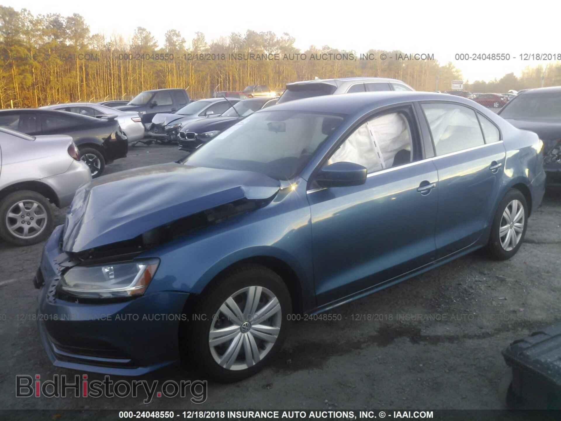 2017 VOLKSWAGEN JETTA - VIN: 3VW2B7AJ3HM397325 - Фото 2