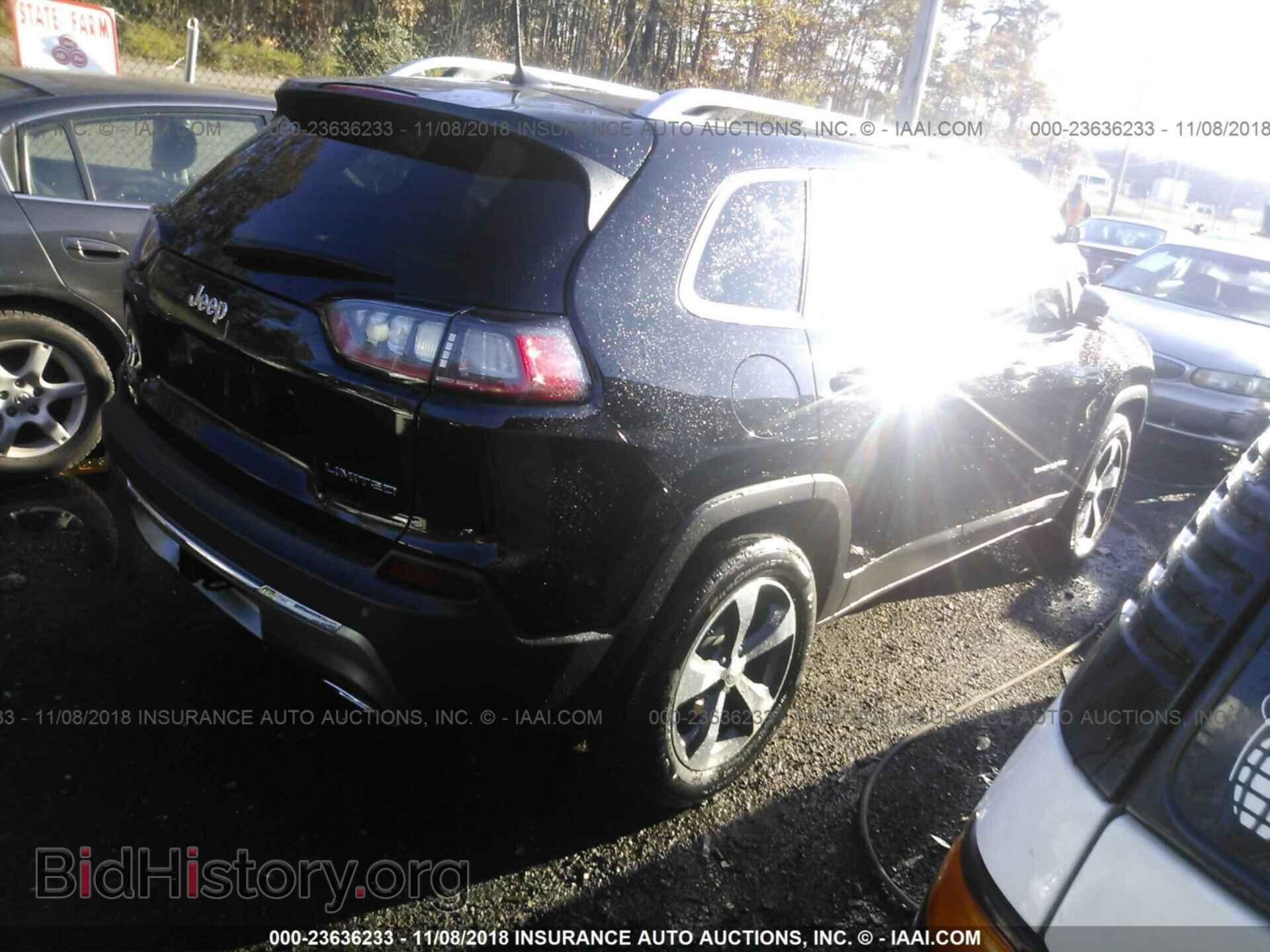 2019 JEEP CHEROKEE - VIN: 1C4PJMDXXKD122130 - Photo 4