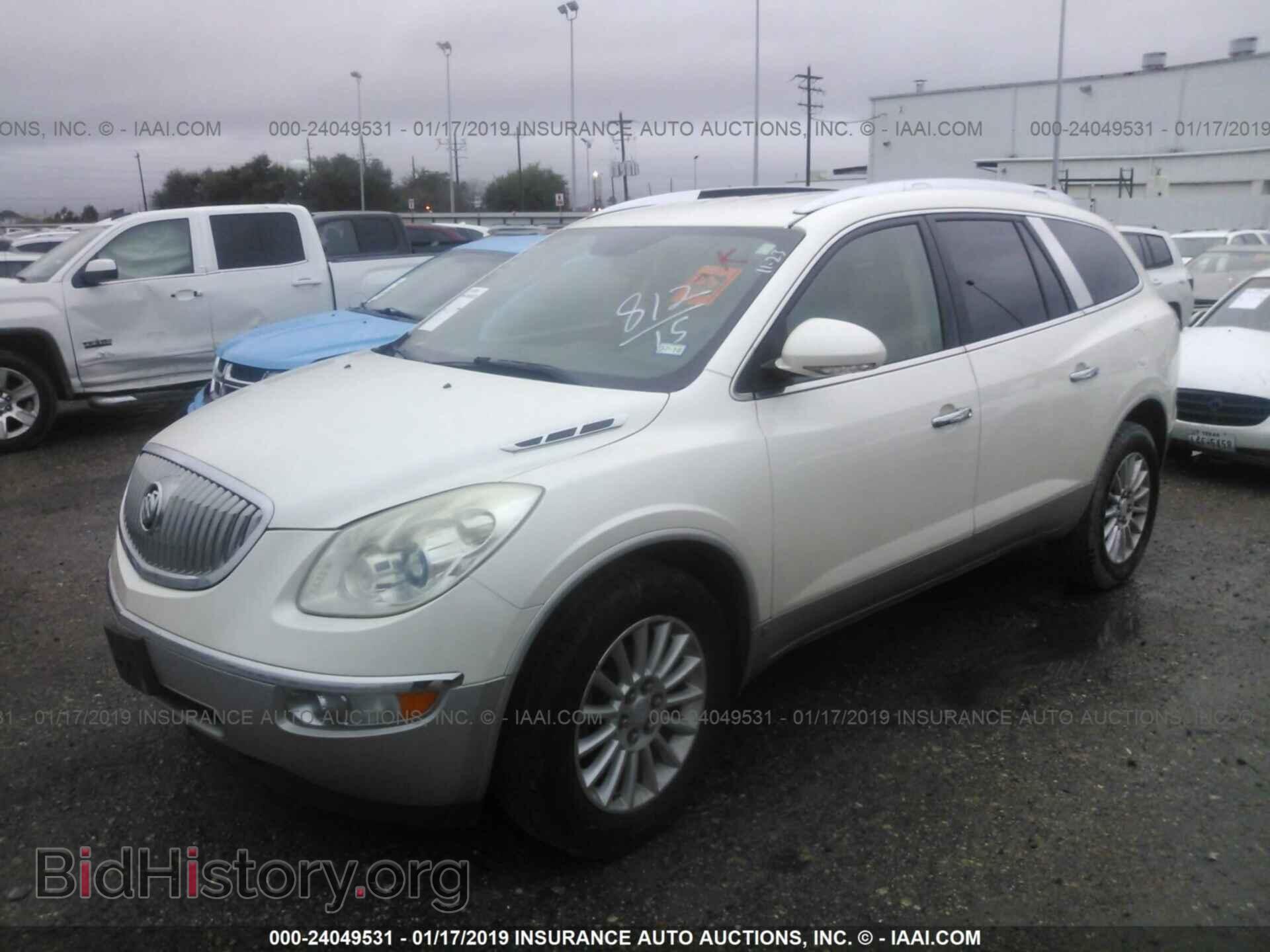2010 BUICK ENCLAVE - VIN: 5GALRBED3AJ187841 - Фото 2