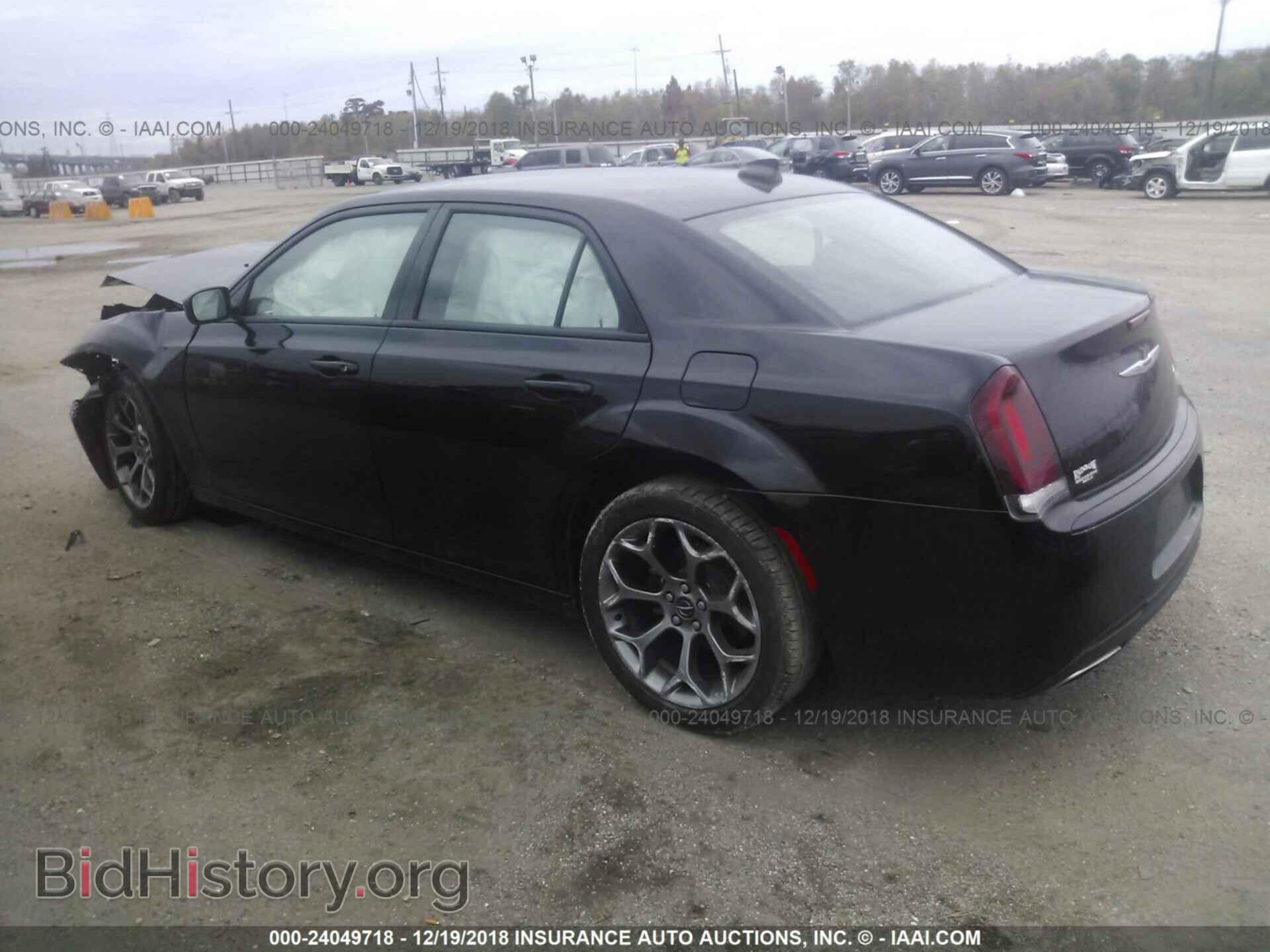 2018 CHRYSLER 300 - VIN: 2C3CCAAG2JH320072 - Фото 3