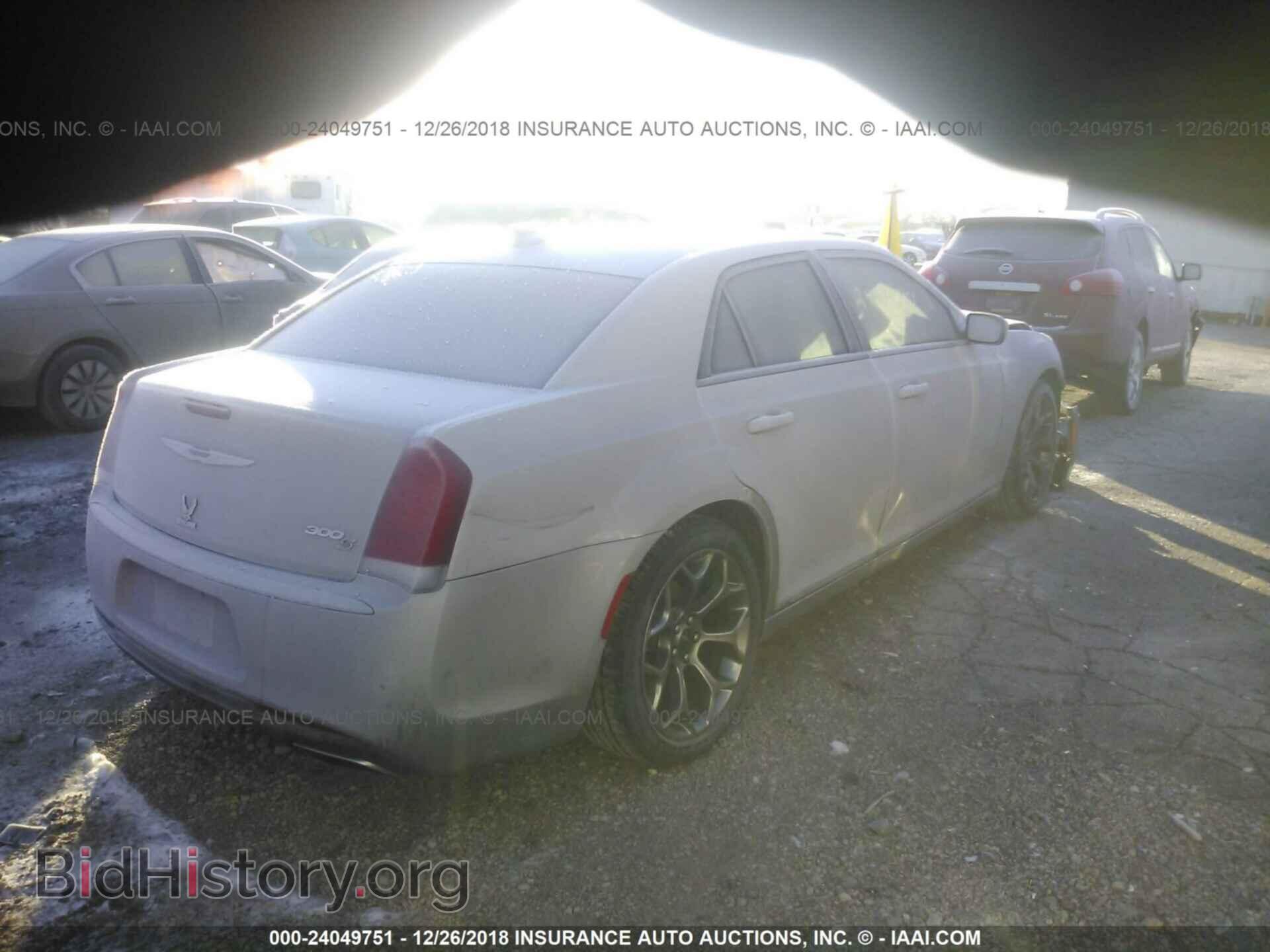 2016 CHRYSLER 300 - VIN: 2C3CCABG9GH310940 - Фото 4