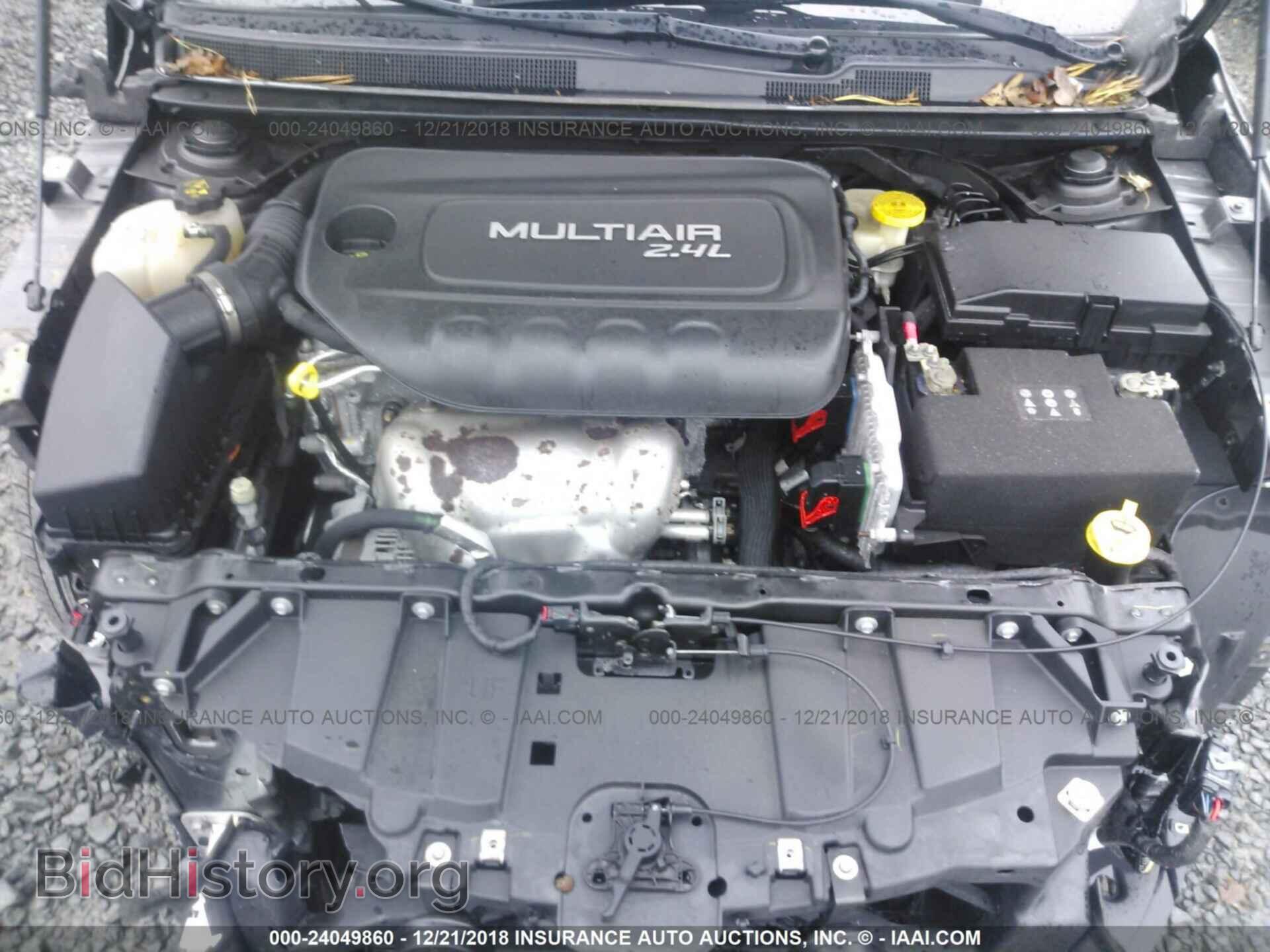 2015 CHRYSLER 200 - VIN: 1C3CCCAB9FN609545 - Photo 10