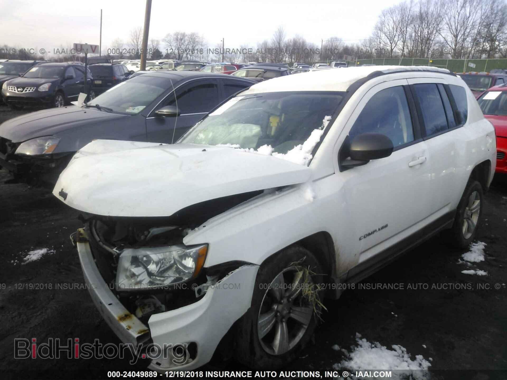 2011 JEEP COMPASS - VIN: 1J4NF1FB5BD278675 - Фото 2