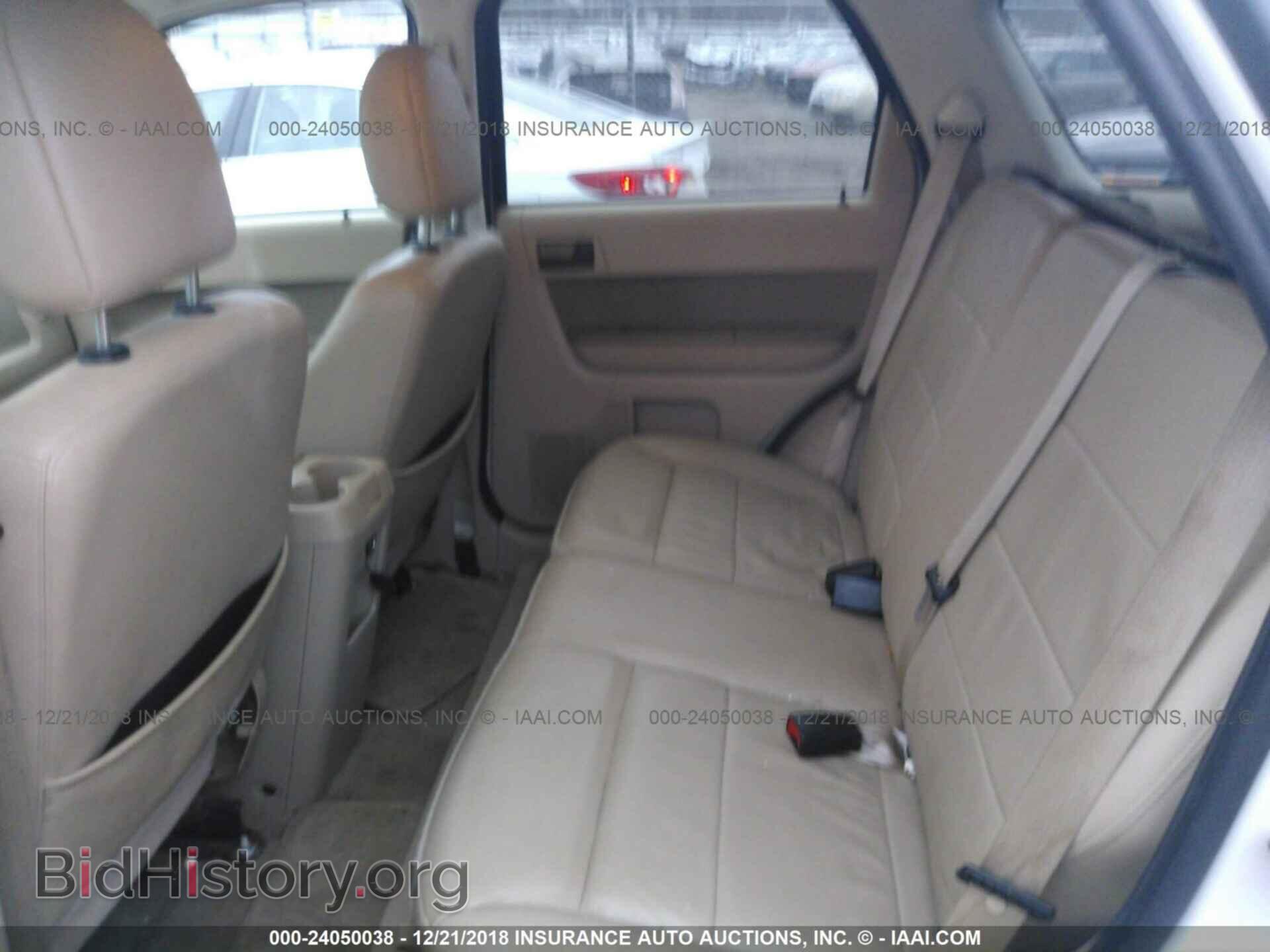 2011 FORD ESCAPE - VIN: 1FMCU9D70BKB37150 - Photo 8