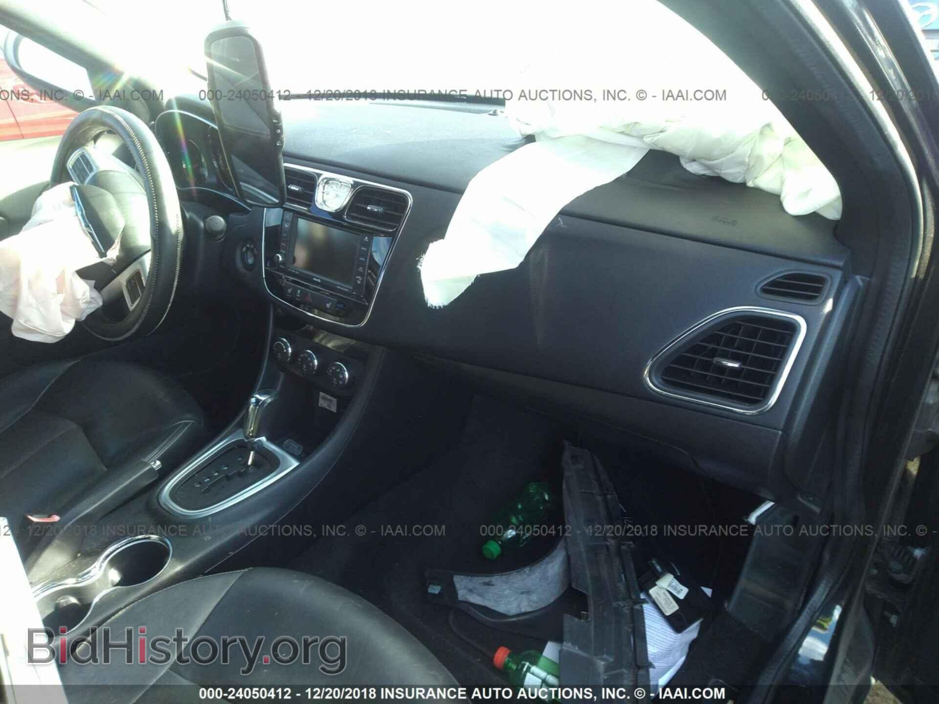 2011 Chrysler 200 - VIN: 1C3BC2FG8BN516682 - Фото 5