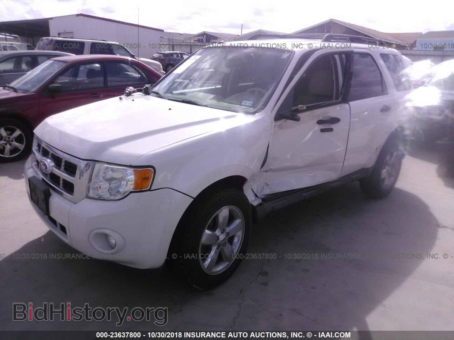 2012 FORD ESCAPE - VIN: 1FMCU0D71CKB41592 - Фото 2