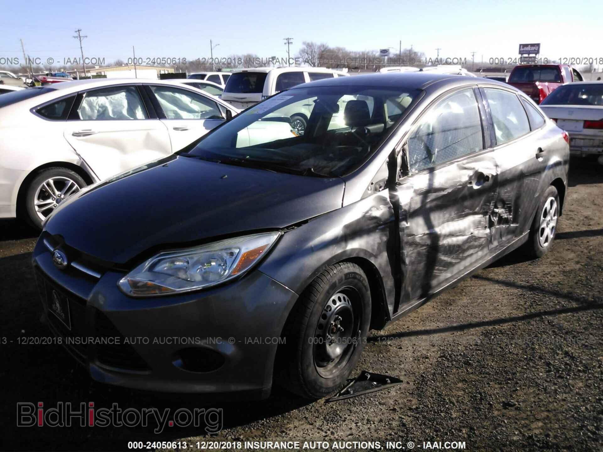 2013 FORD FOCUS - VIN: 1FADP3E24DL163706 - Фото 2