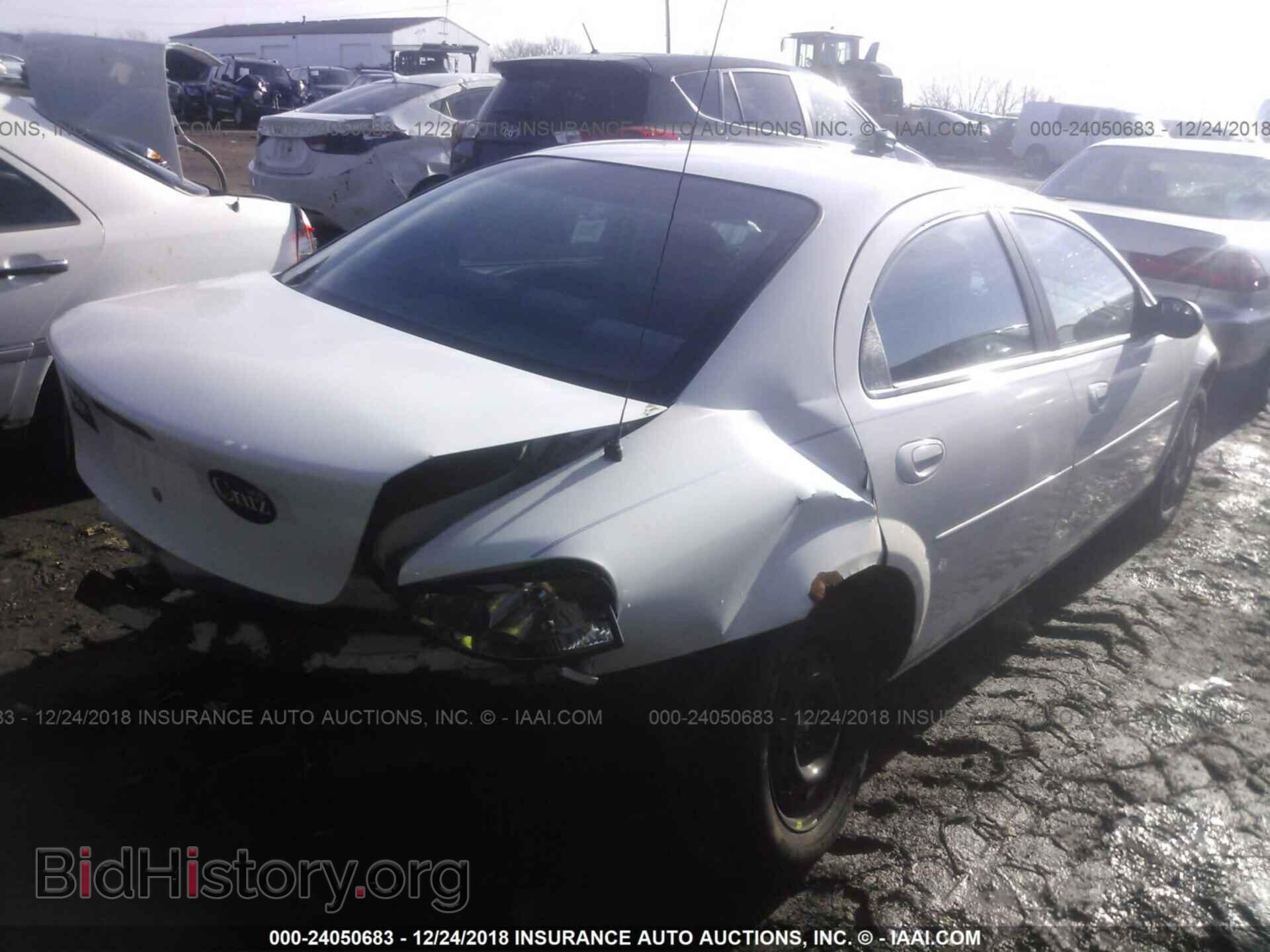 2004 CHRYSLER SEBRING - VIN: 1C3EL46R14N267705 - Фото 4