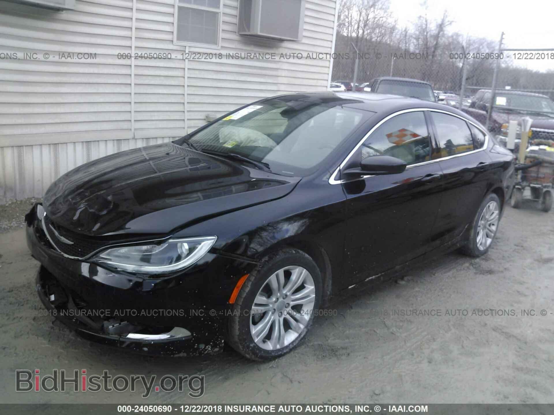 2015 CHRYSLER 200 - VIN: 1C3CCCABXFN586809 - Photo 2