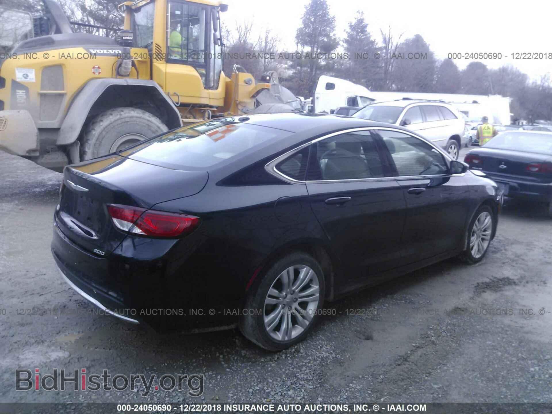 2015 CHRYSLER 200 - VIN: 1C3CCCABXFN586809 - Photo 4