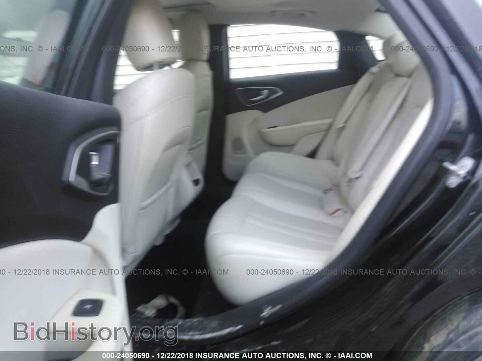 2015 CHRYSLER 200 - VIN: 1C3CCCABXFN586809 - Photo 8