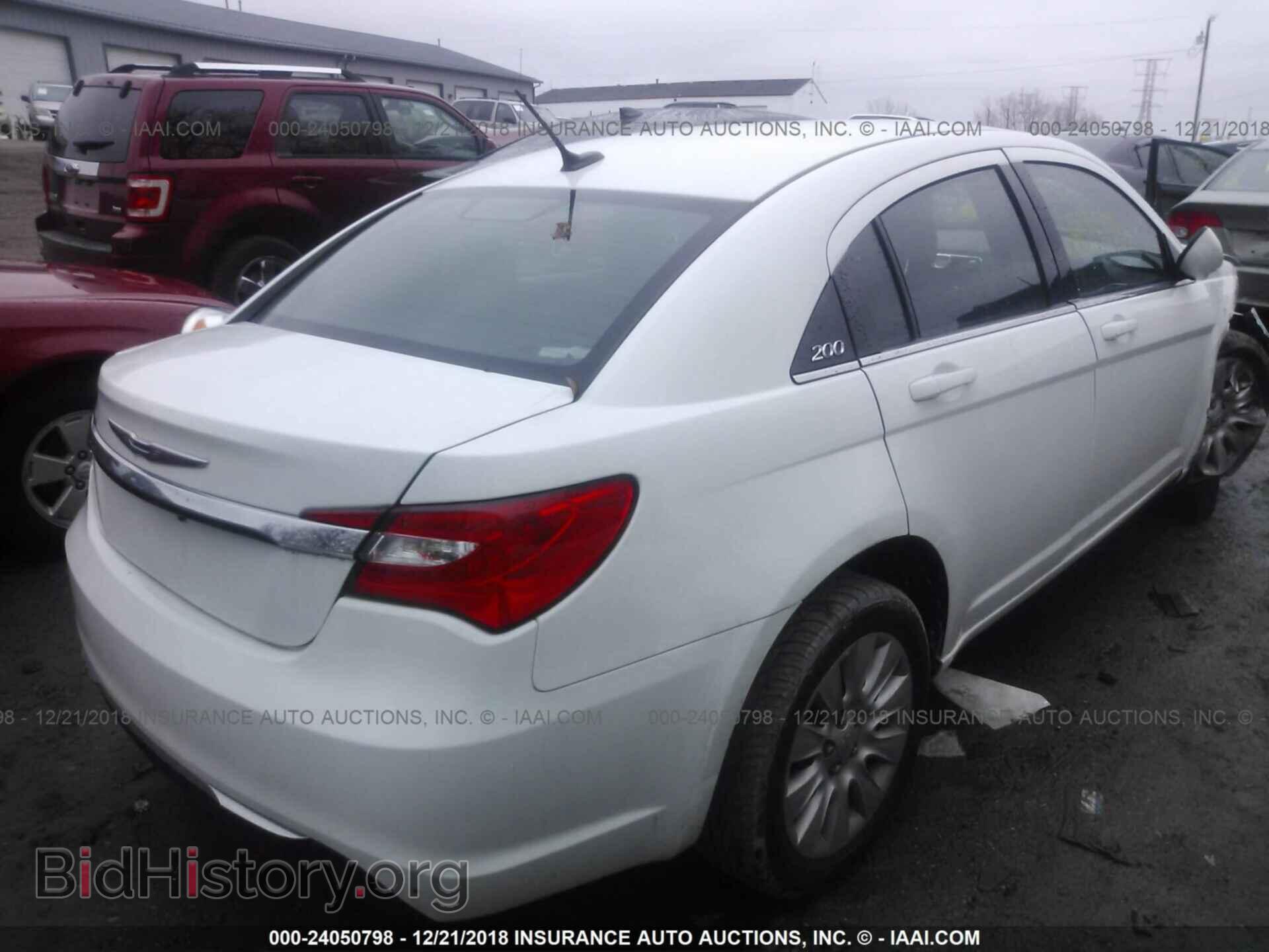 2012 CHRYSLER 200 - VIN: 1C3CCBAB1CN282516 - Фото 4