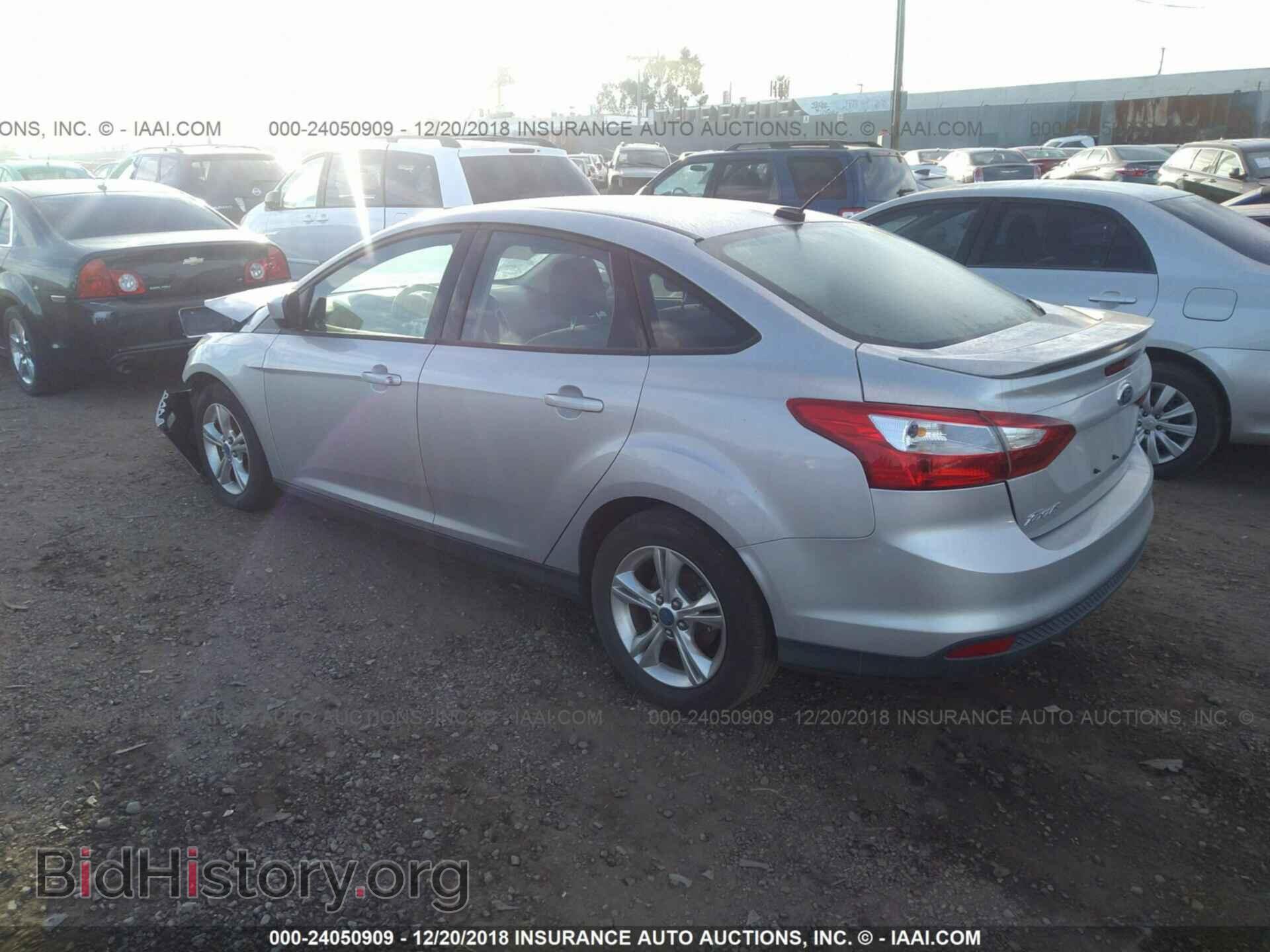 2012 Ford Focus - VIN: 1FAHP3F2XCL227908 - Photo 3