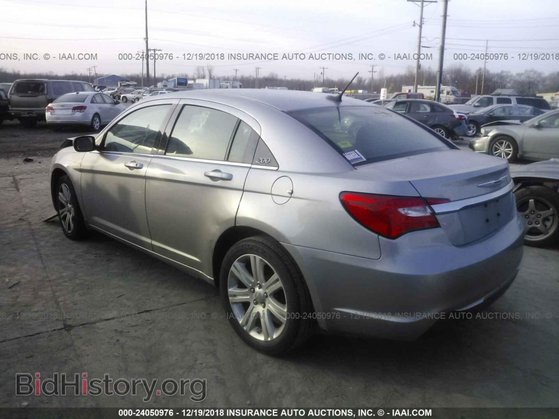 2013 CHRYSLER 200 - VIN: 1C3CCBBB3DN705595 - Photo 3